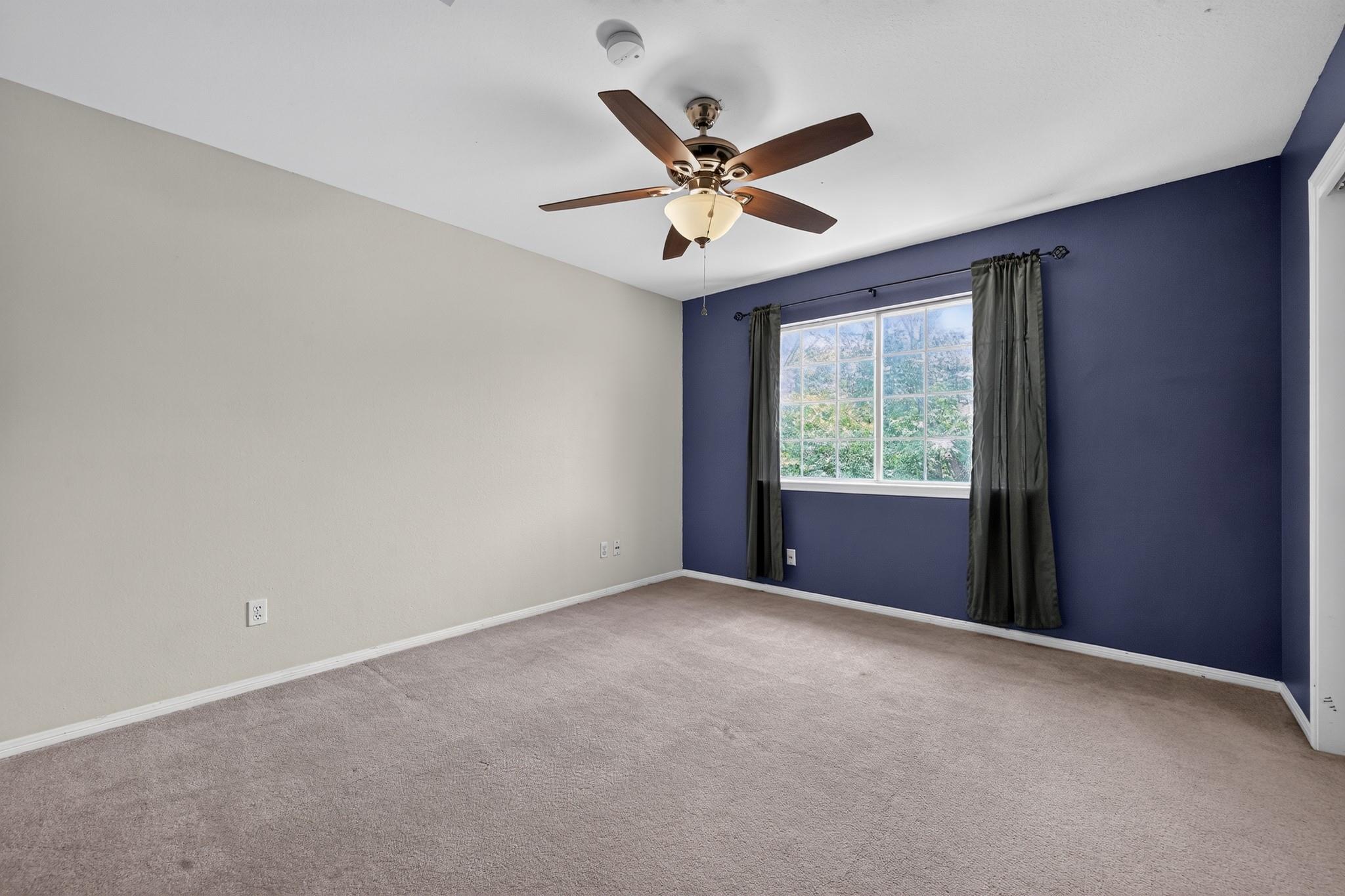 1123 Oaklands Dr Property Photo 27