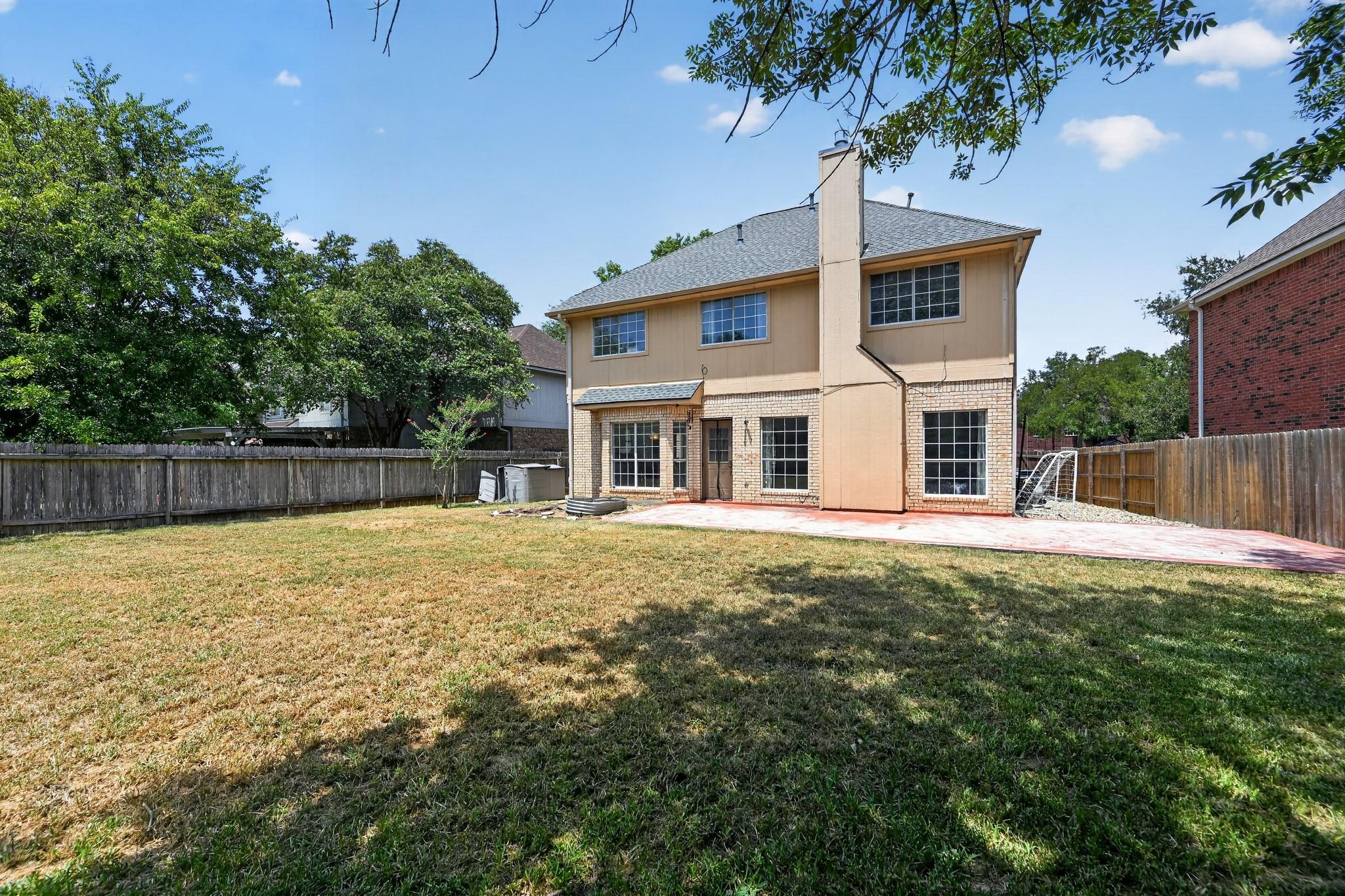 1123 Oaklands Dr Property Photo 38