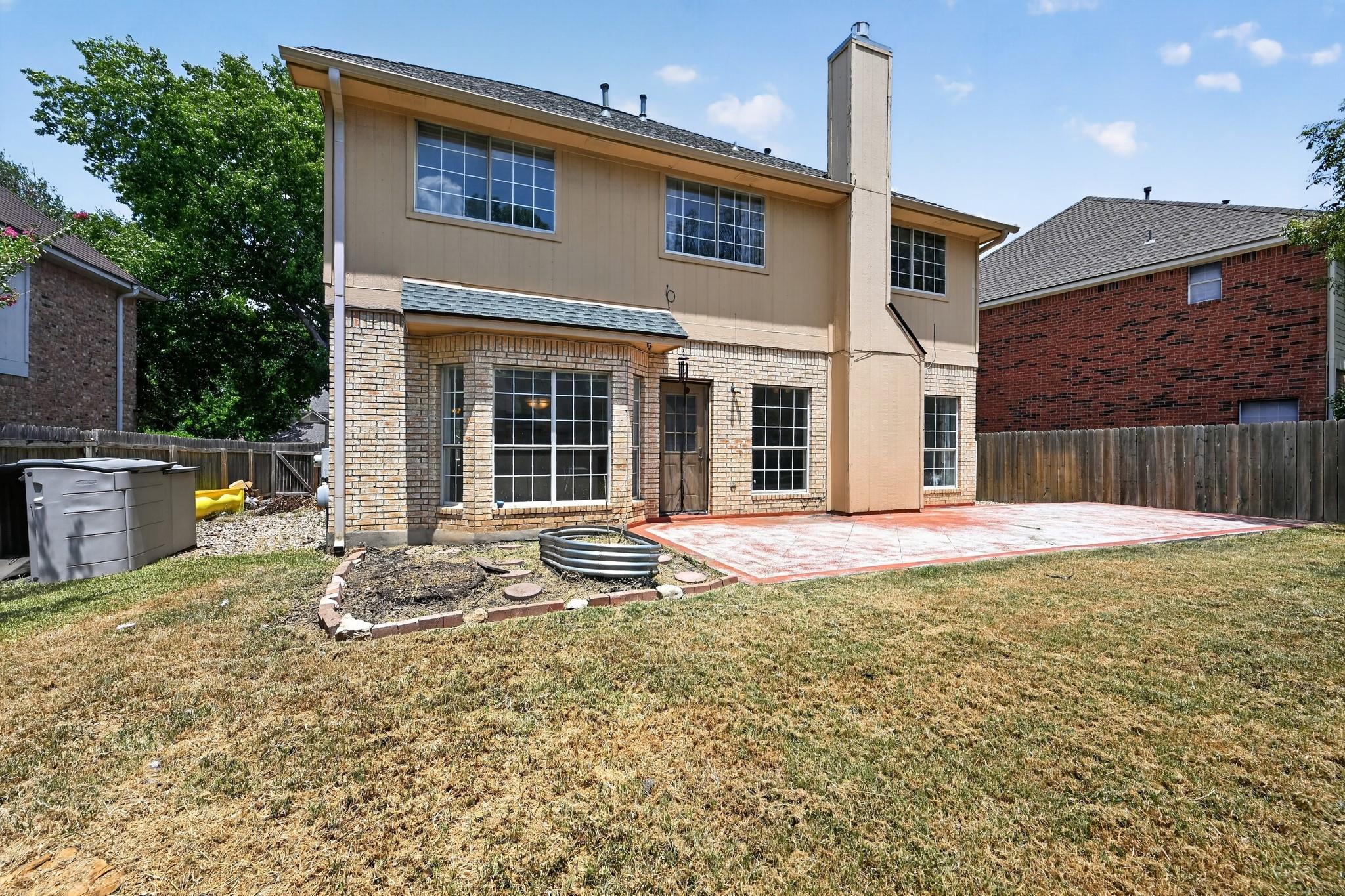 1123 Oaklands Dr Property Photo 39