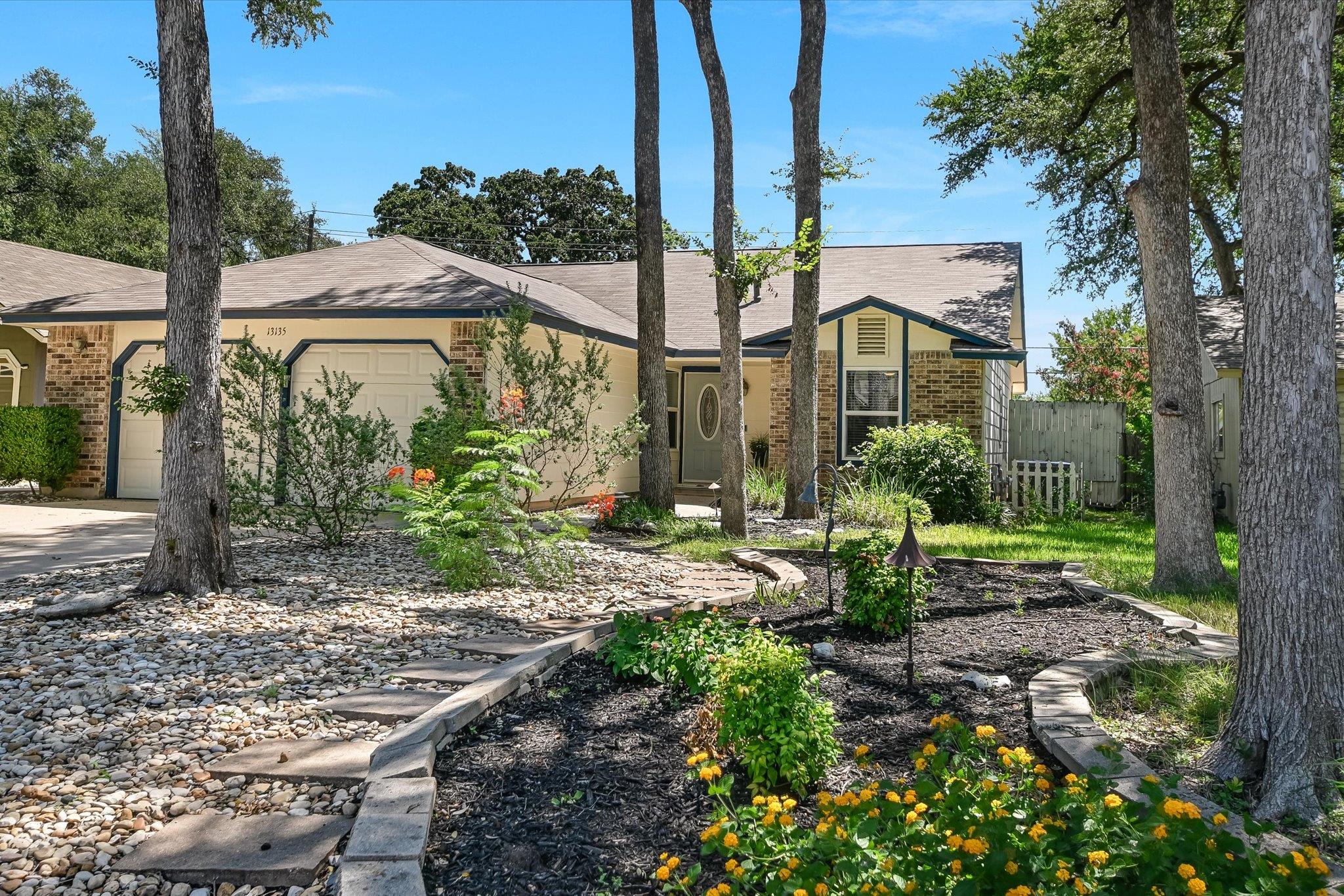 13135 Mill Stone Dr Property Photo 1