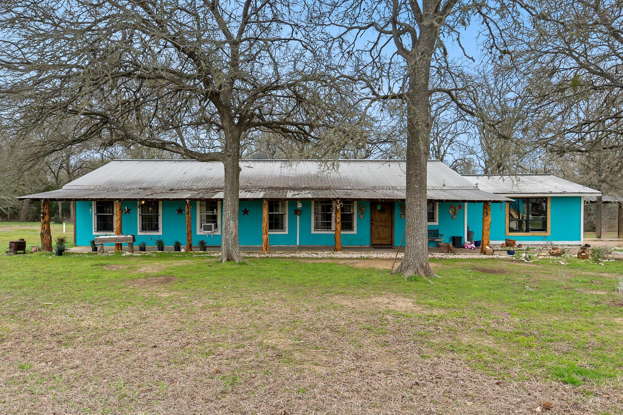 2232 Tumbleweed Trl Property Photo 1