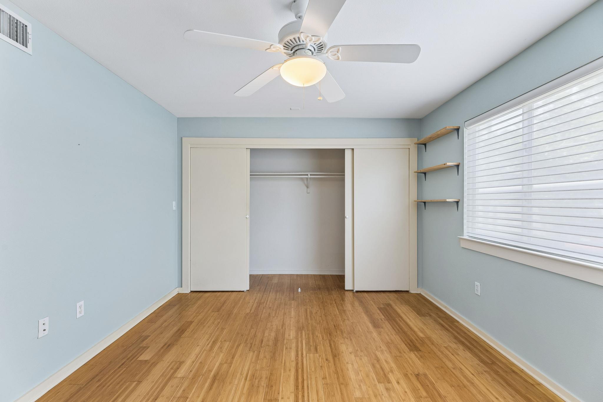 2200 Dickson Dr #128 Property Photo 16