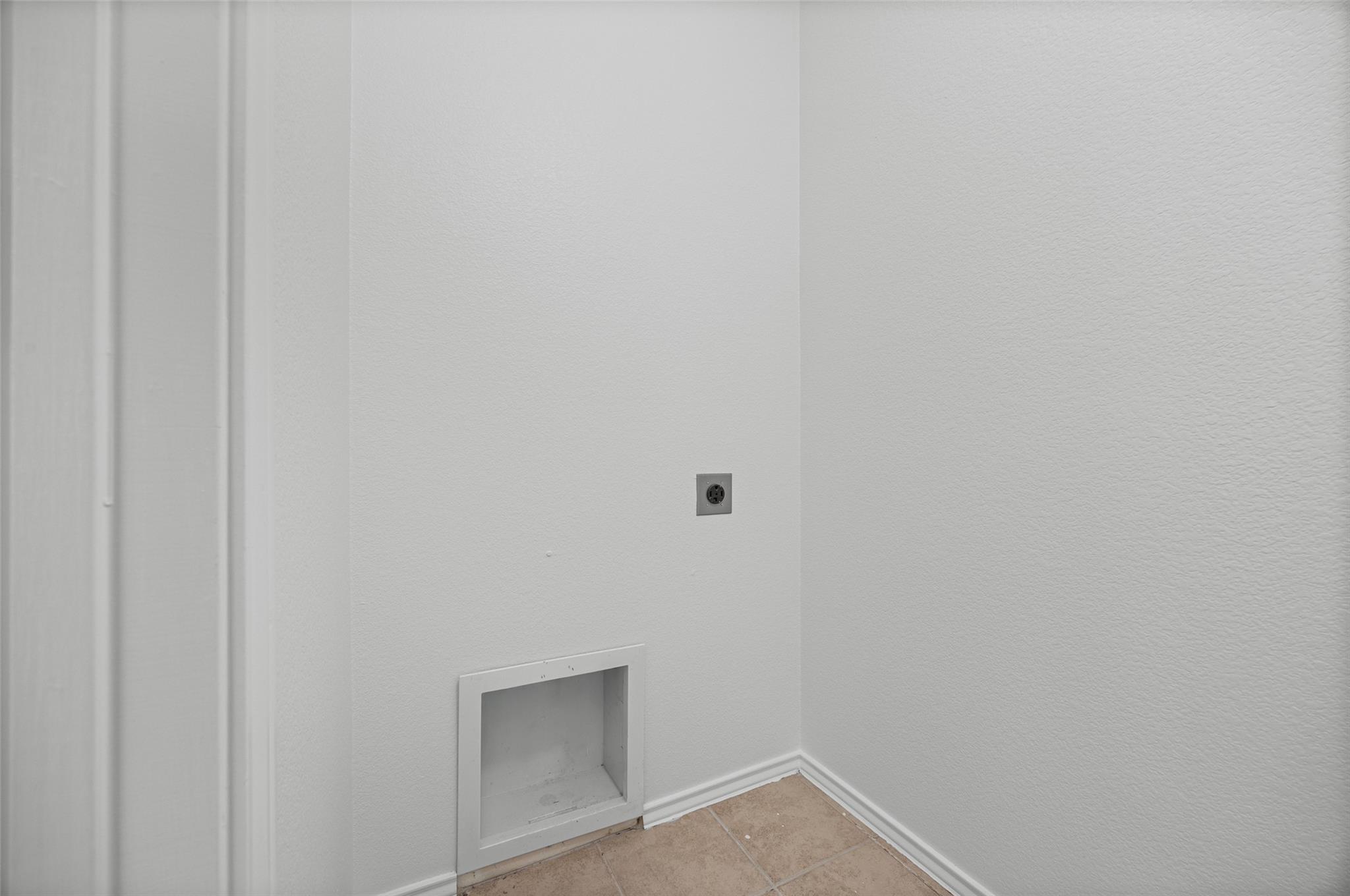 368 Housefinch Loop Property Photo 22