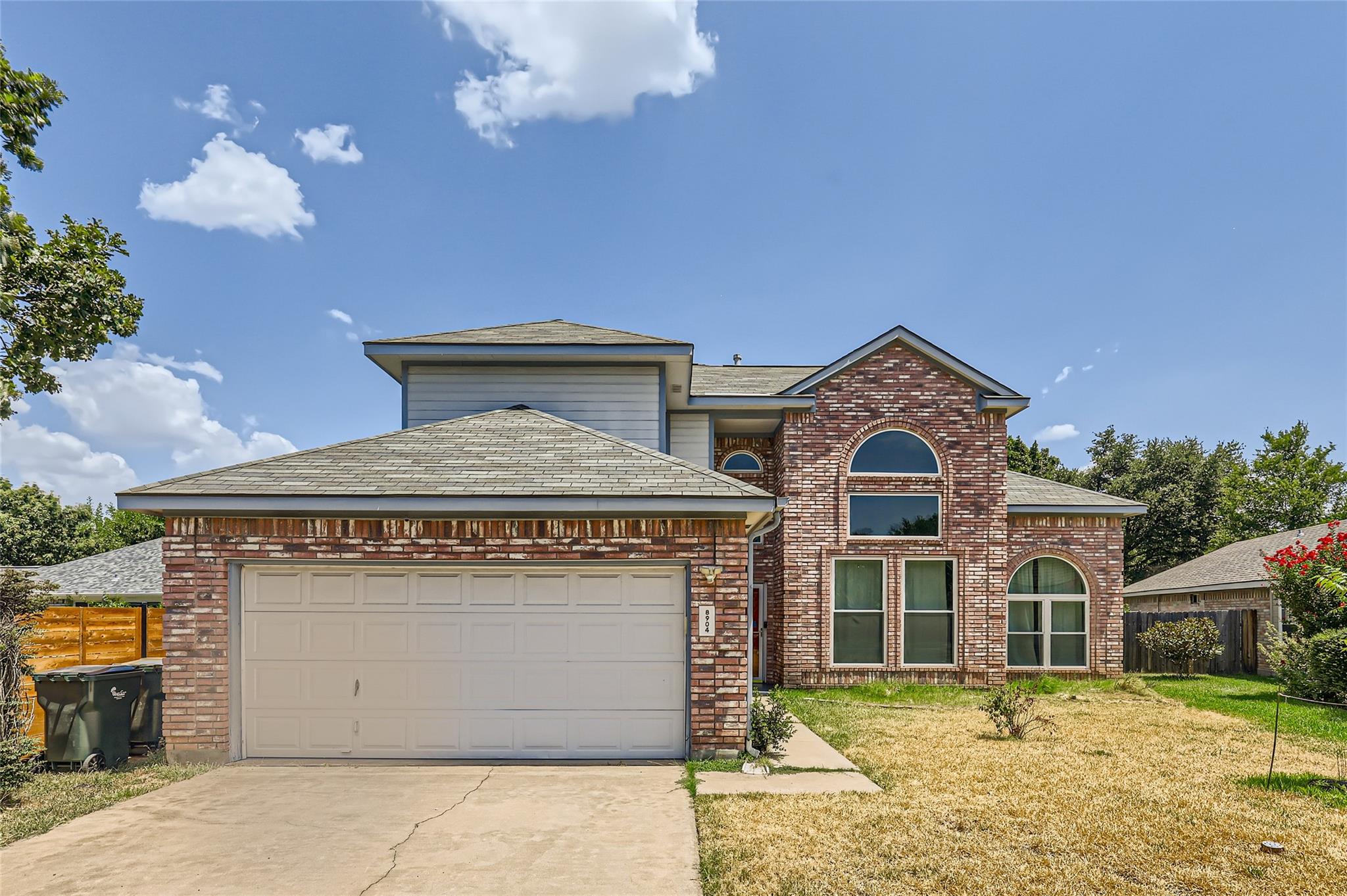 8904 Marthas Dr Property Photo 1