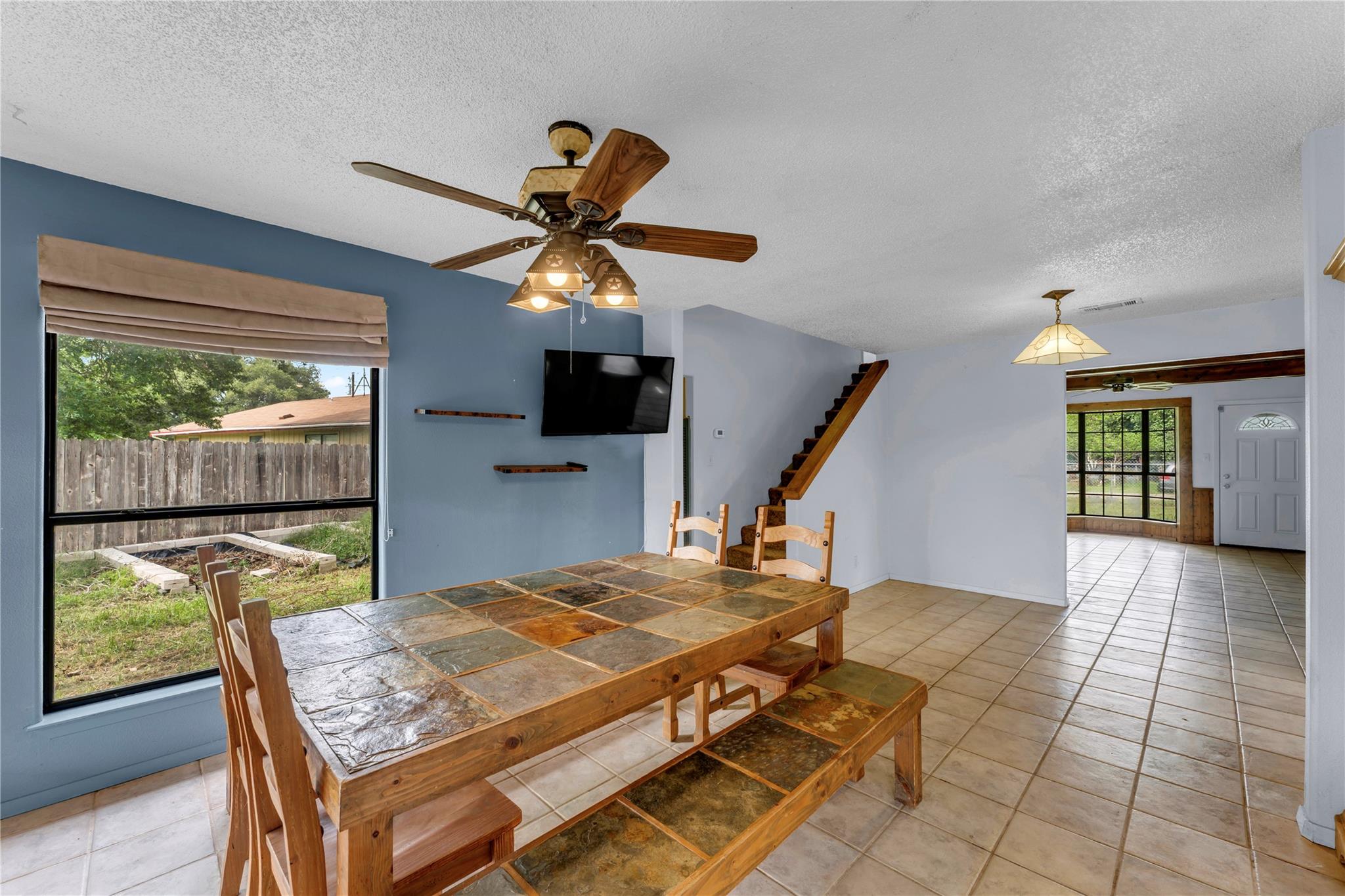 210 N River Oaks Dr Property Photo 20