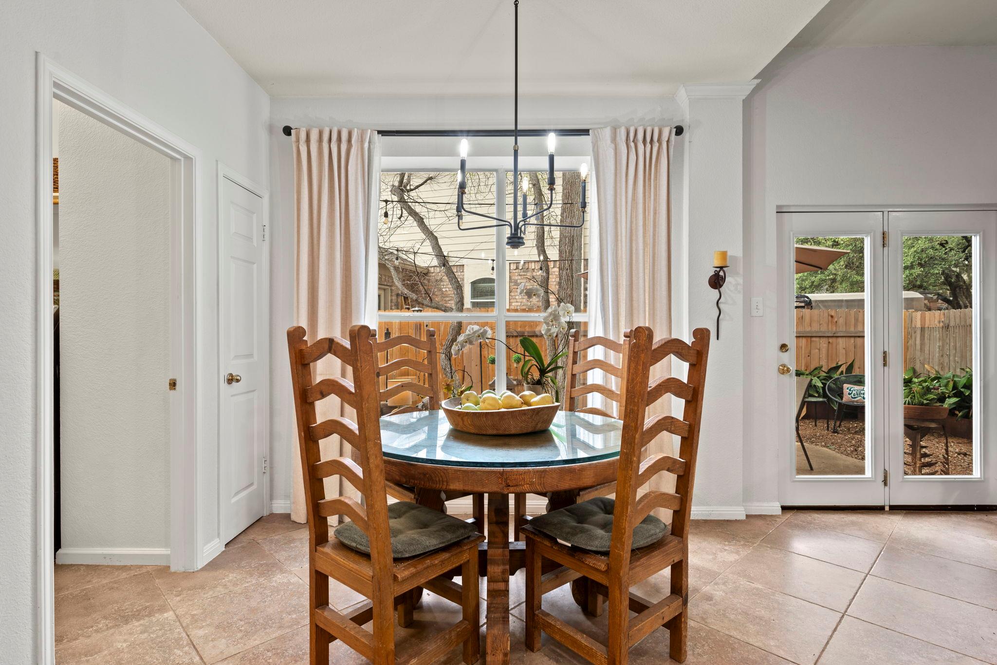1224 Fall Creek Loop Property Photo 7