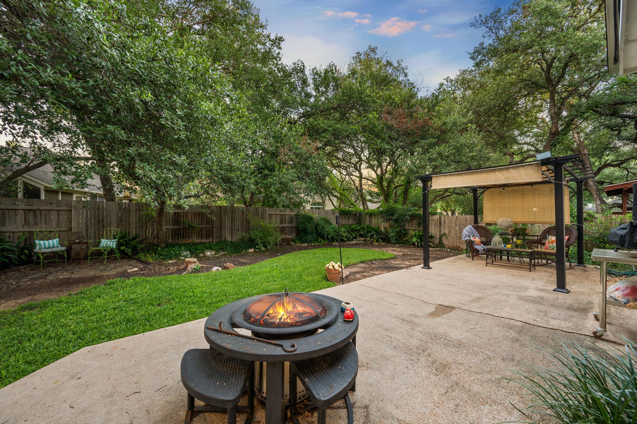 1224 Fall Creek Loop Property Photo 28