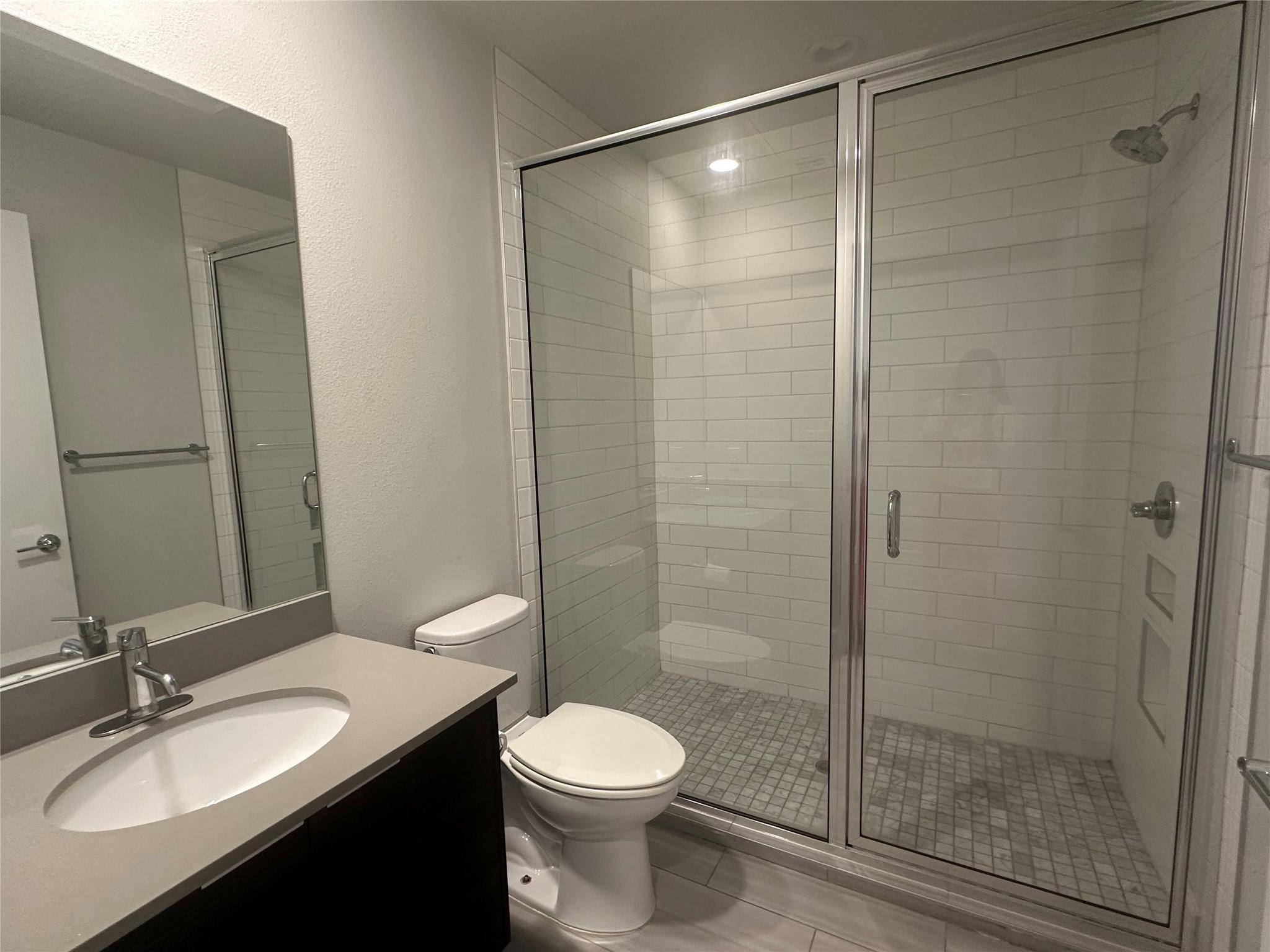 1800 E 4th St #321 Property Photo 11