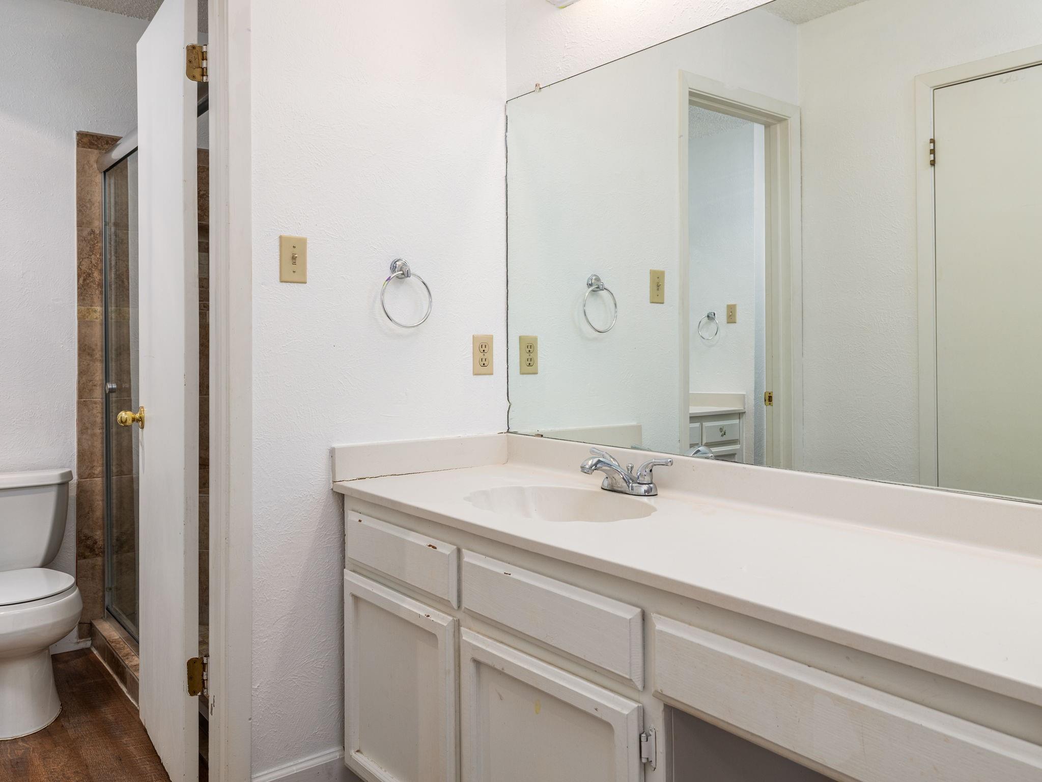 400 El Secreto St Property Photo 16