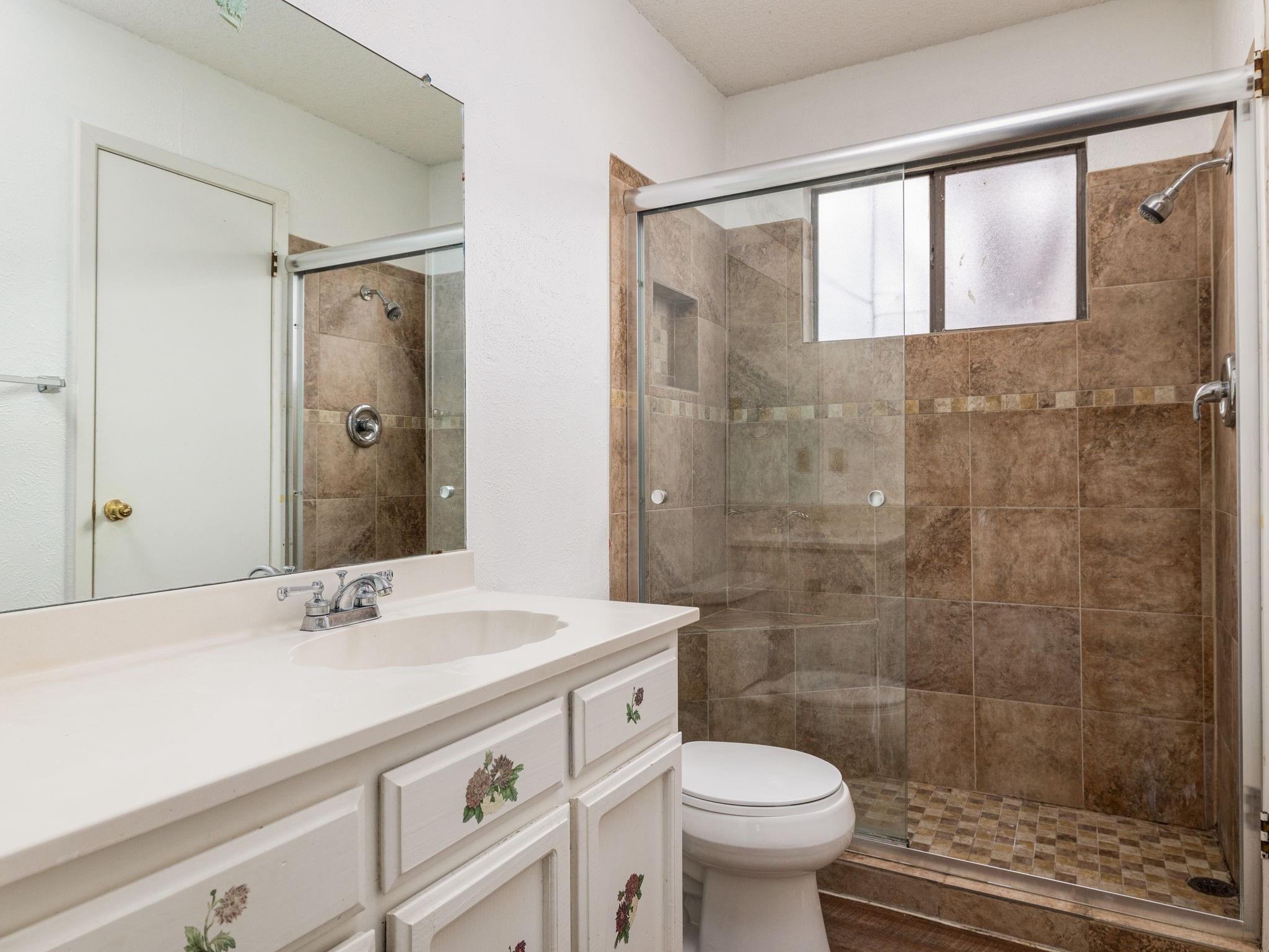 400 El Secreto St Property Photo 17