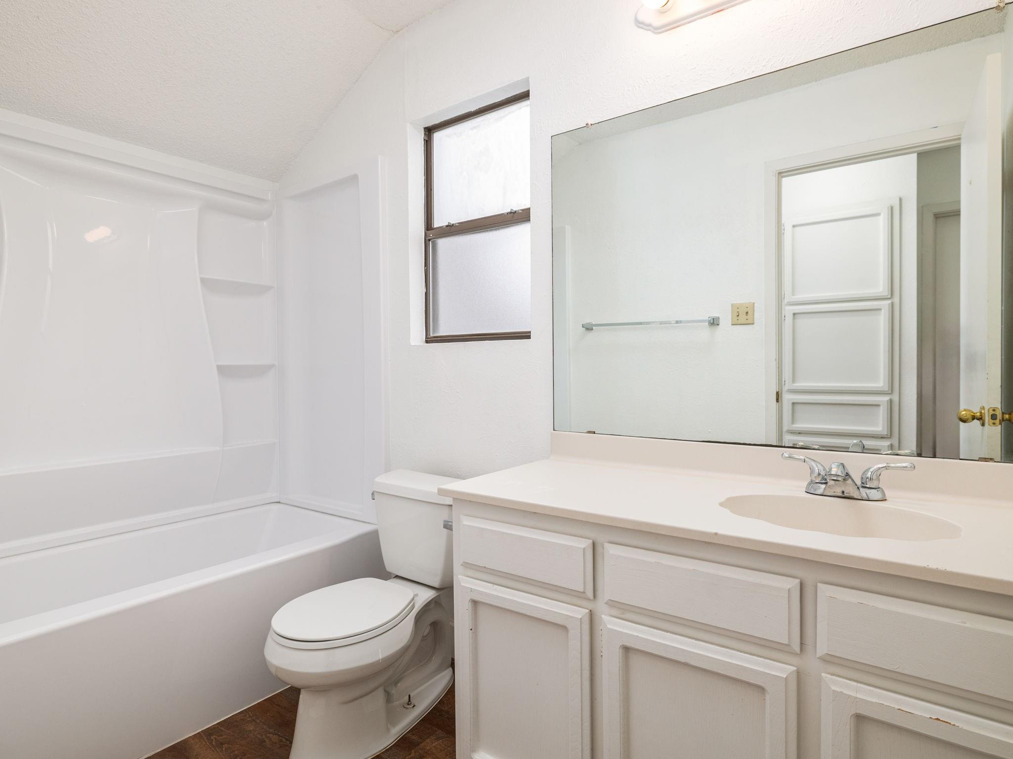 400 El Secreto St Property Photo 19