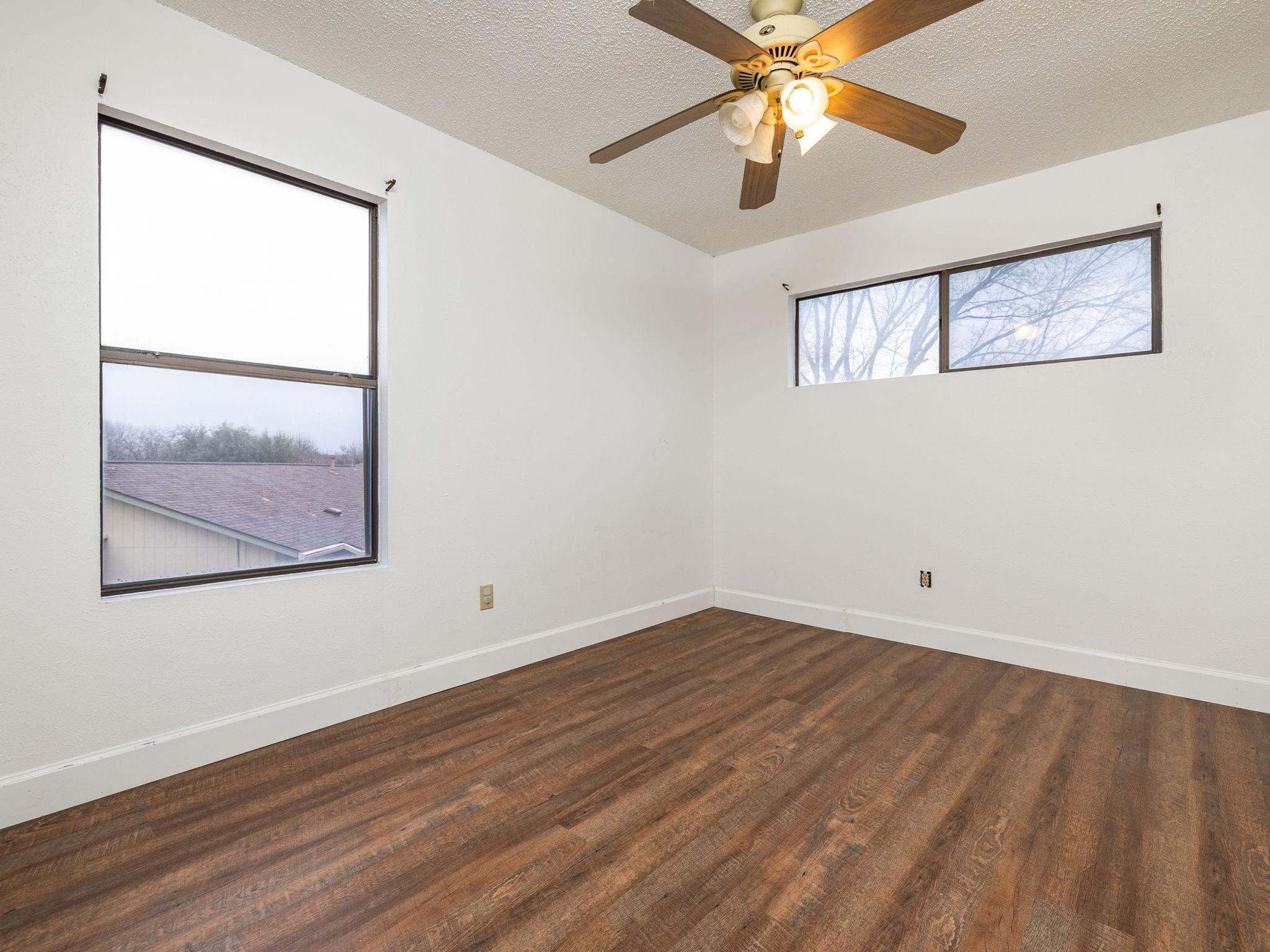 400 El Secreto St Property Photo 20