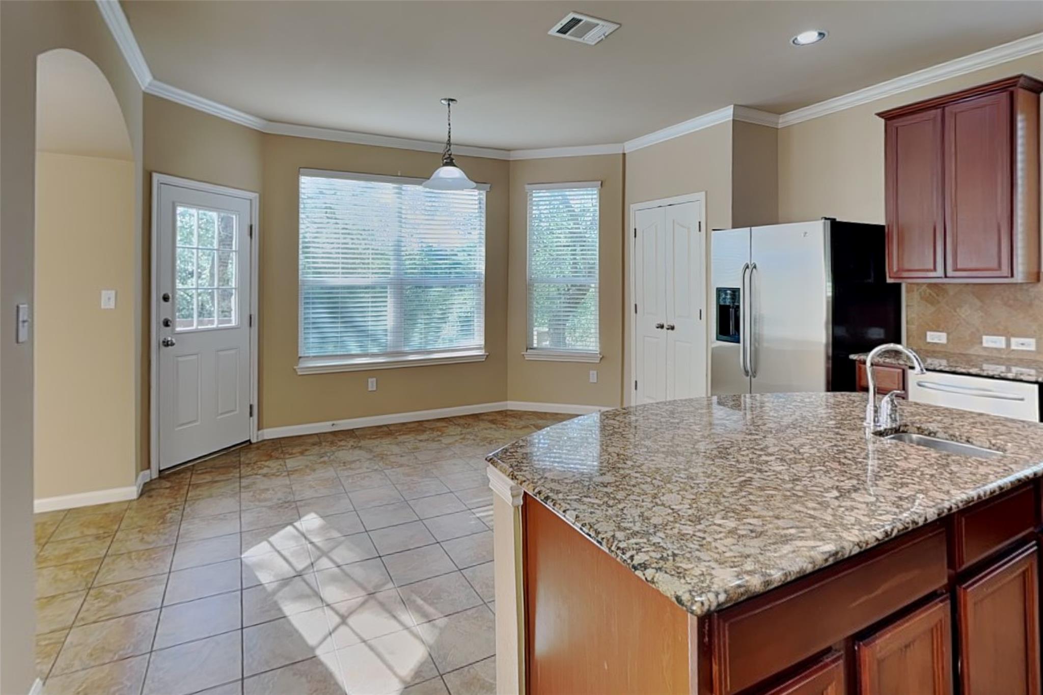 5301 Cypress Ranch Blvd Property Photo 9