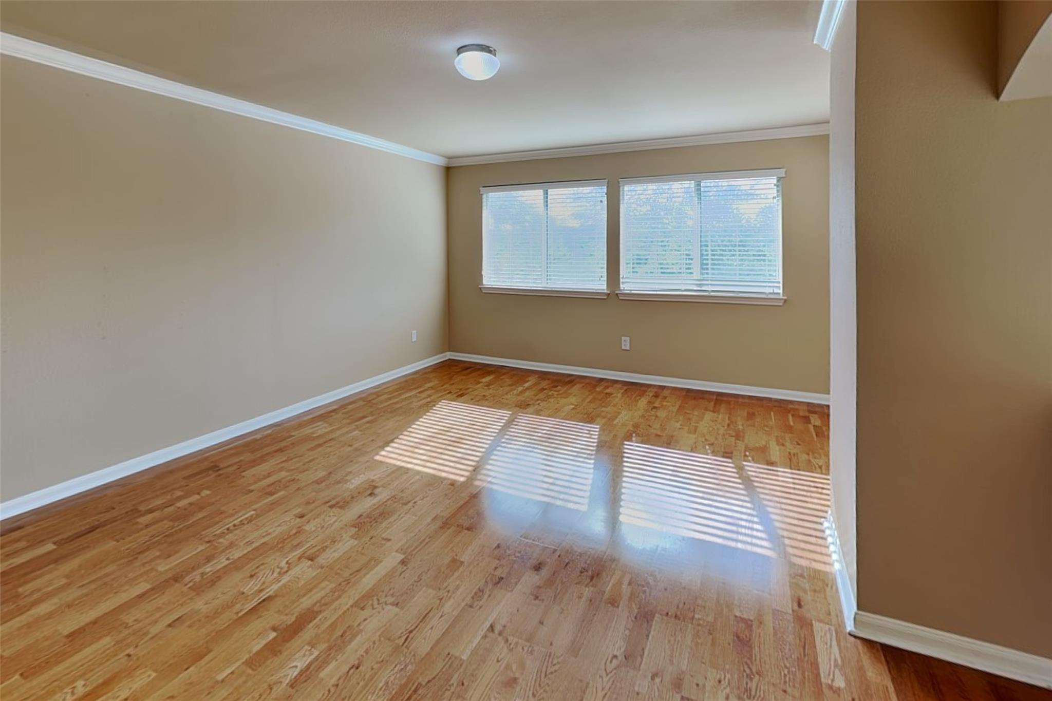 5301 Cypress Ranch Blvd Property Photo 10