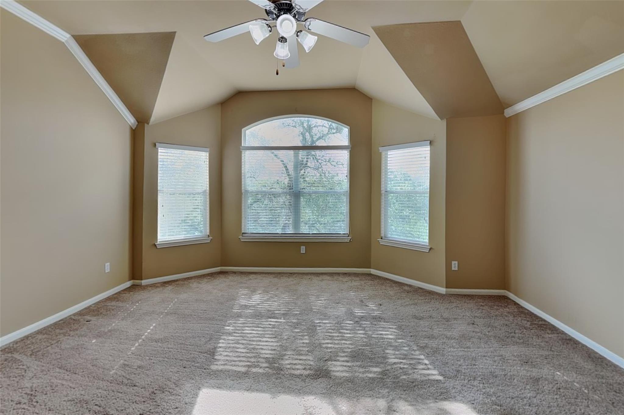 5301 Cypress Ranch Blvd Property Photo 12