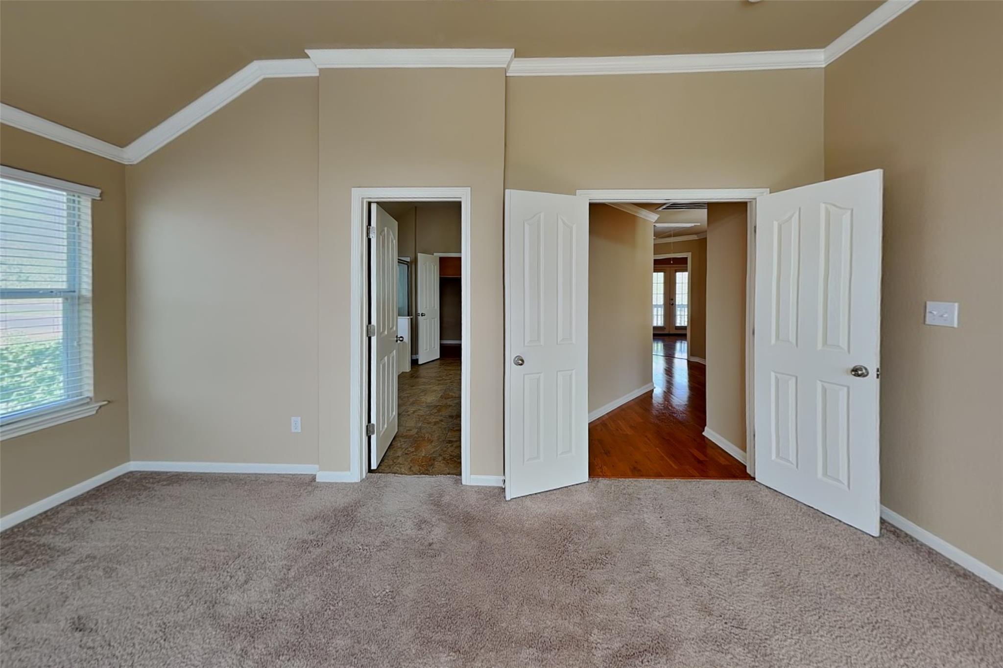 5301 Cypress Ranch Blvd Property Photo 13