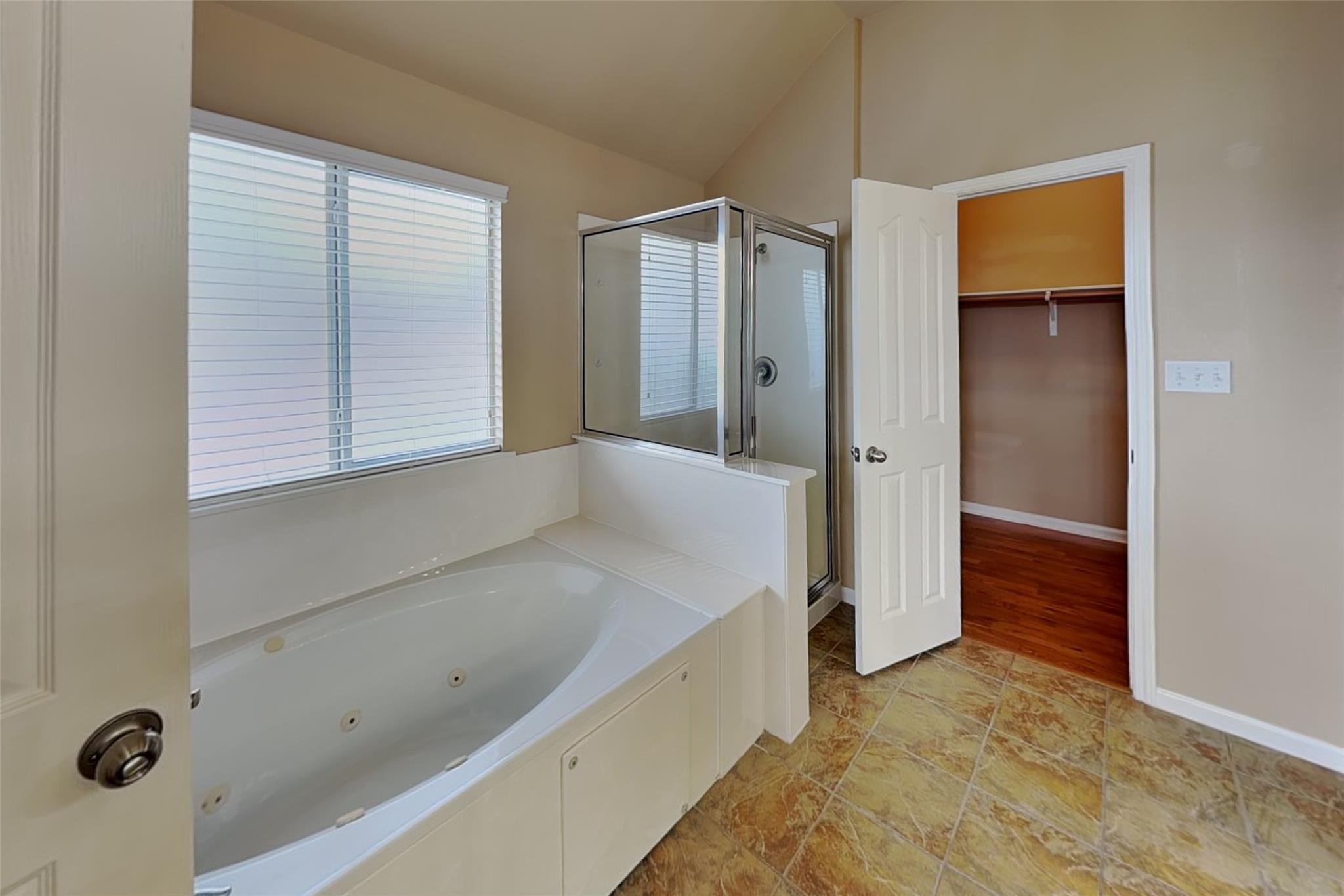 5301 Cypress Ranch Blvd Property Photo 15