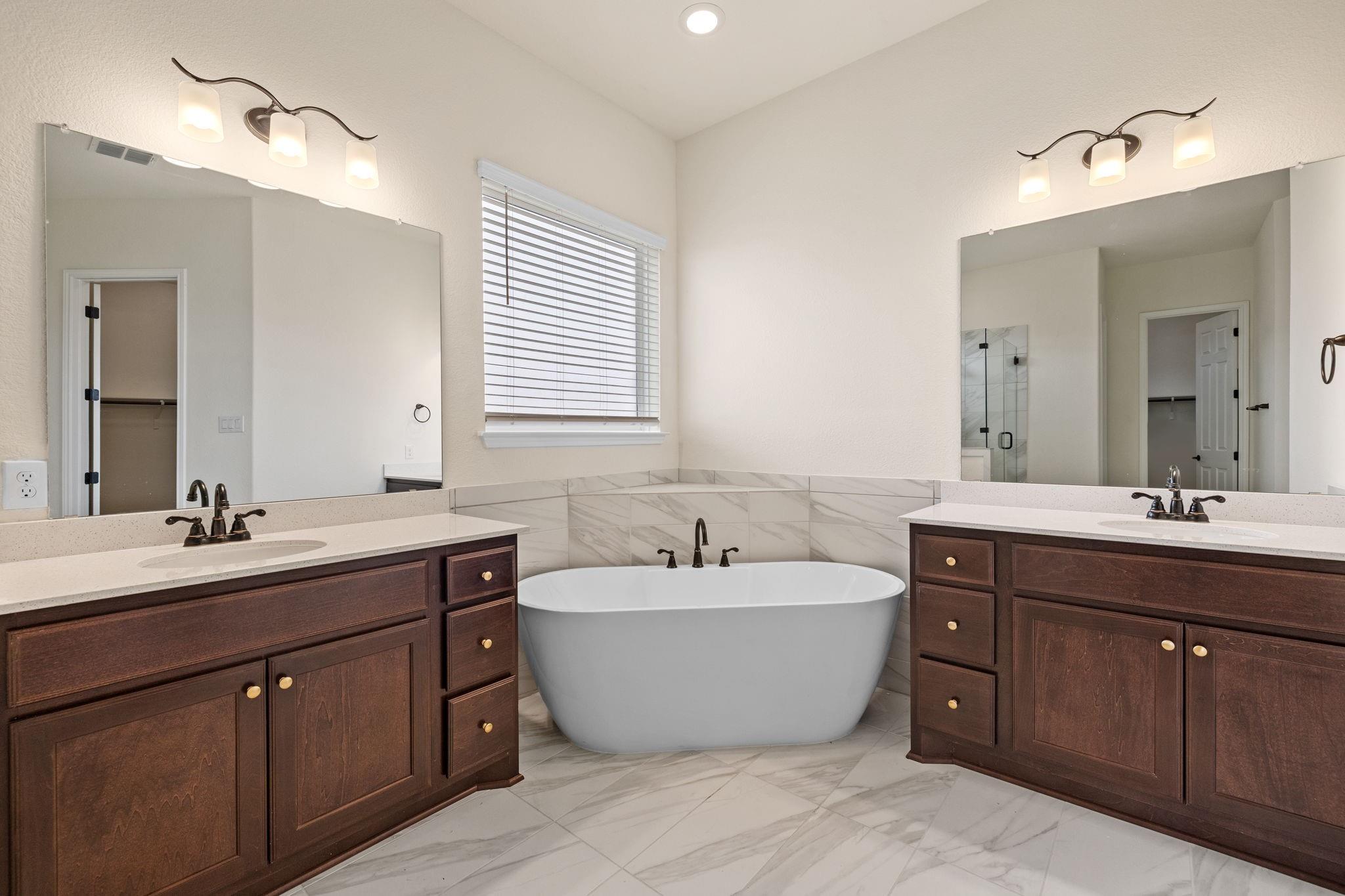 3628 Twinspur St Property Photo 22