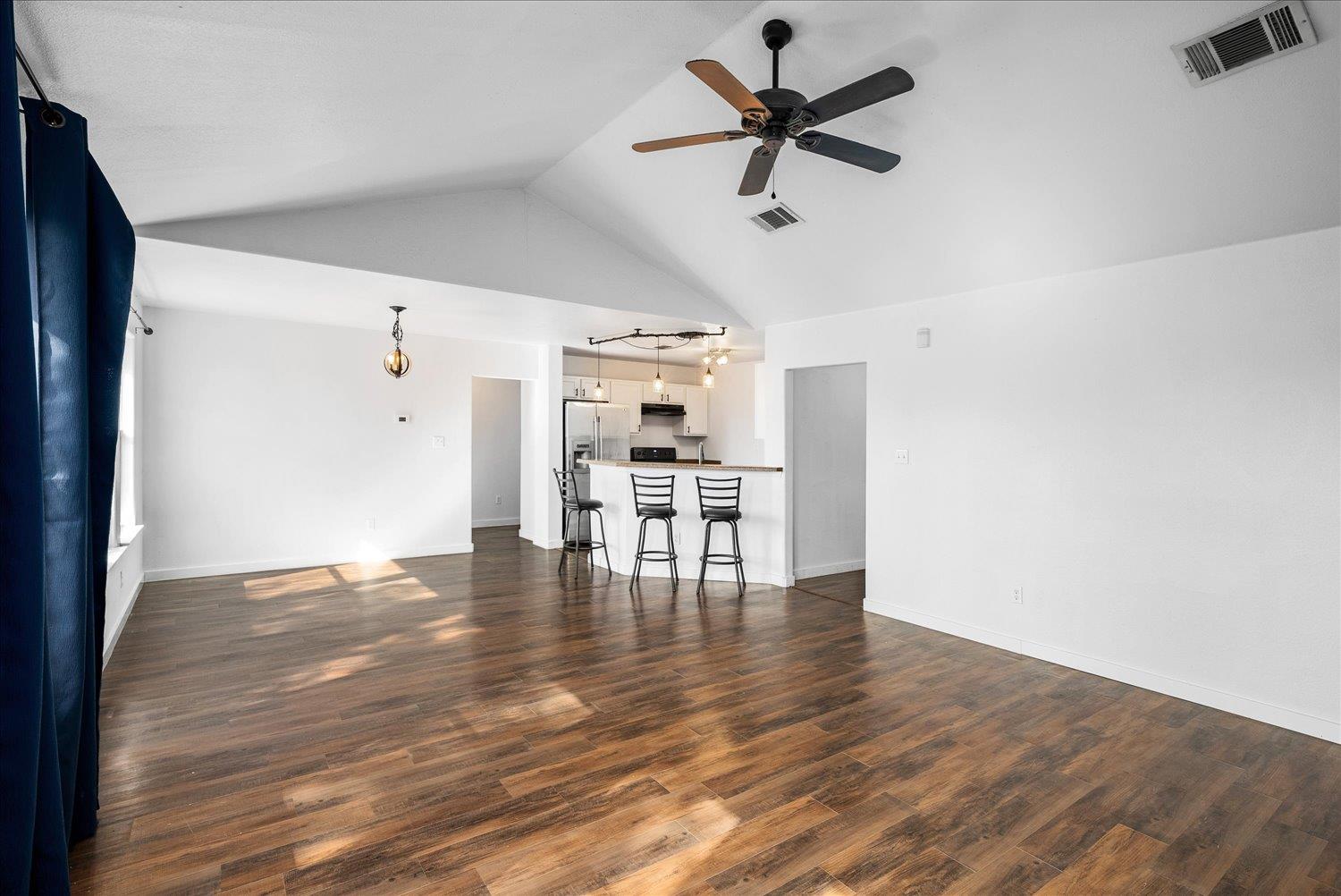 3613058 Property Photo 4