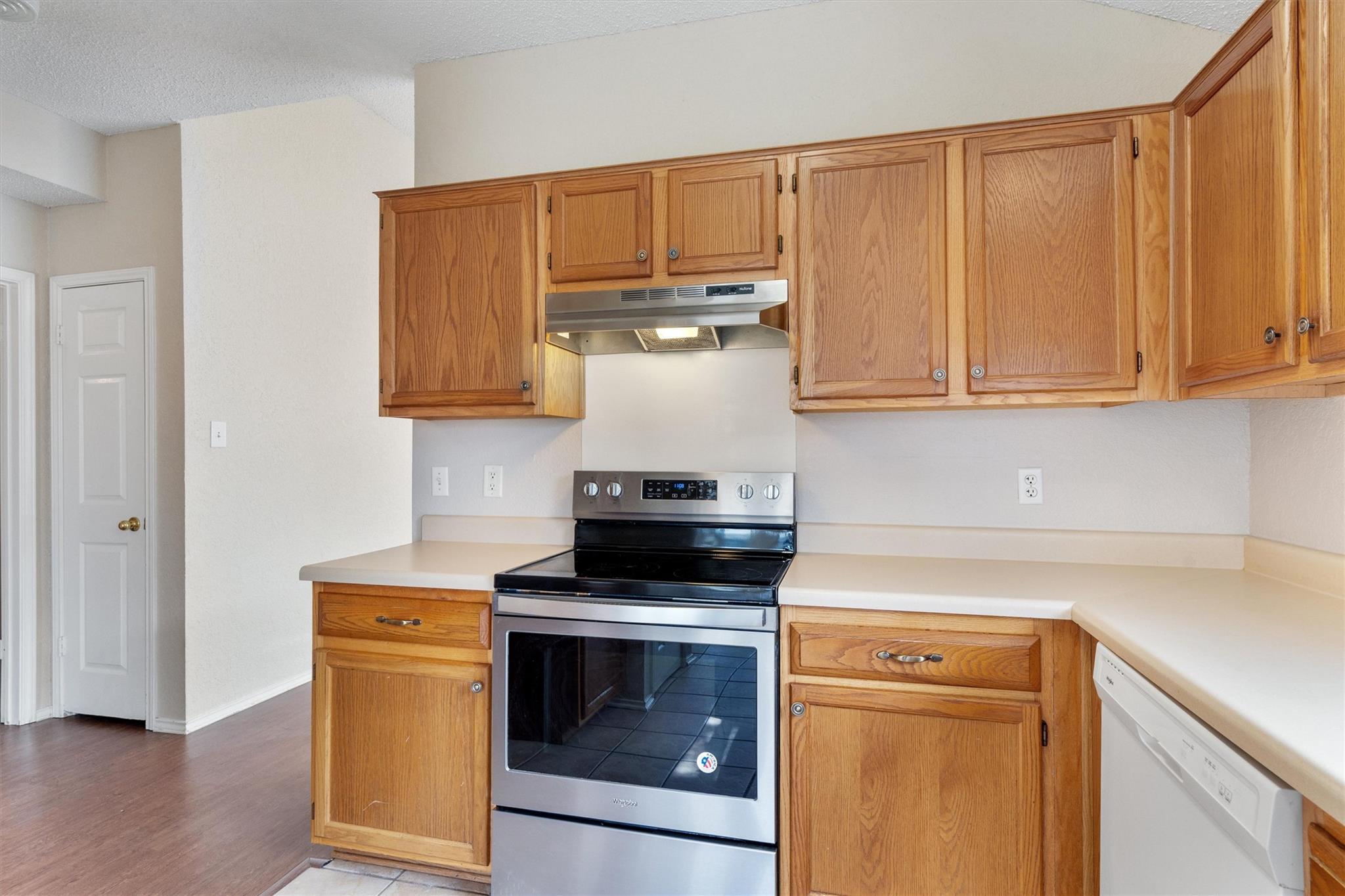 2312 Tracey Ann Ln Property Photo 8