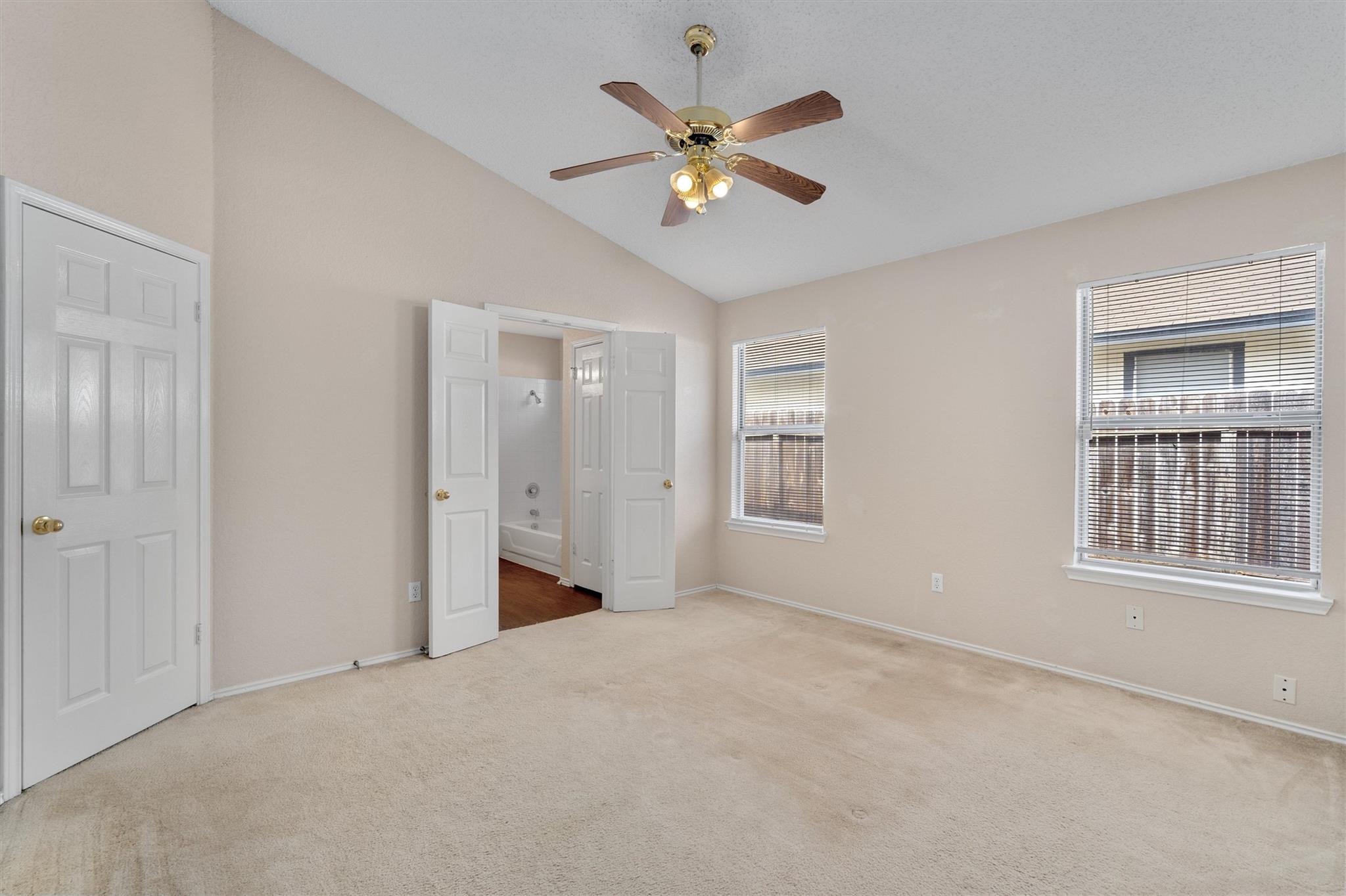 2312 Tracey Ann Ln Property Photo 12