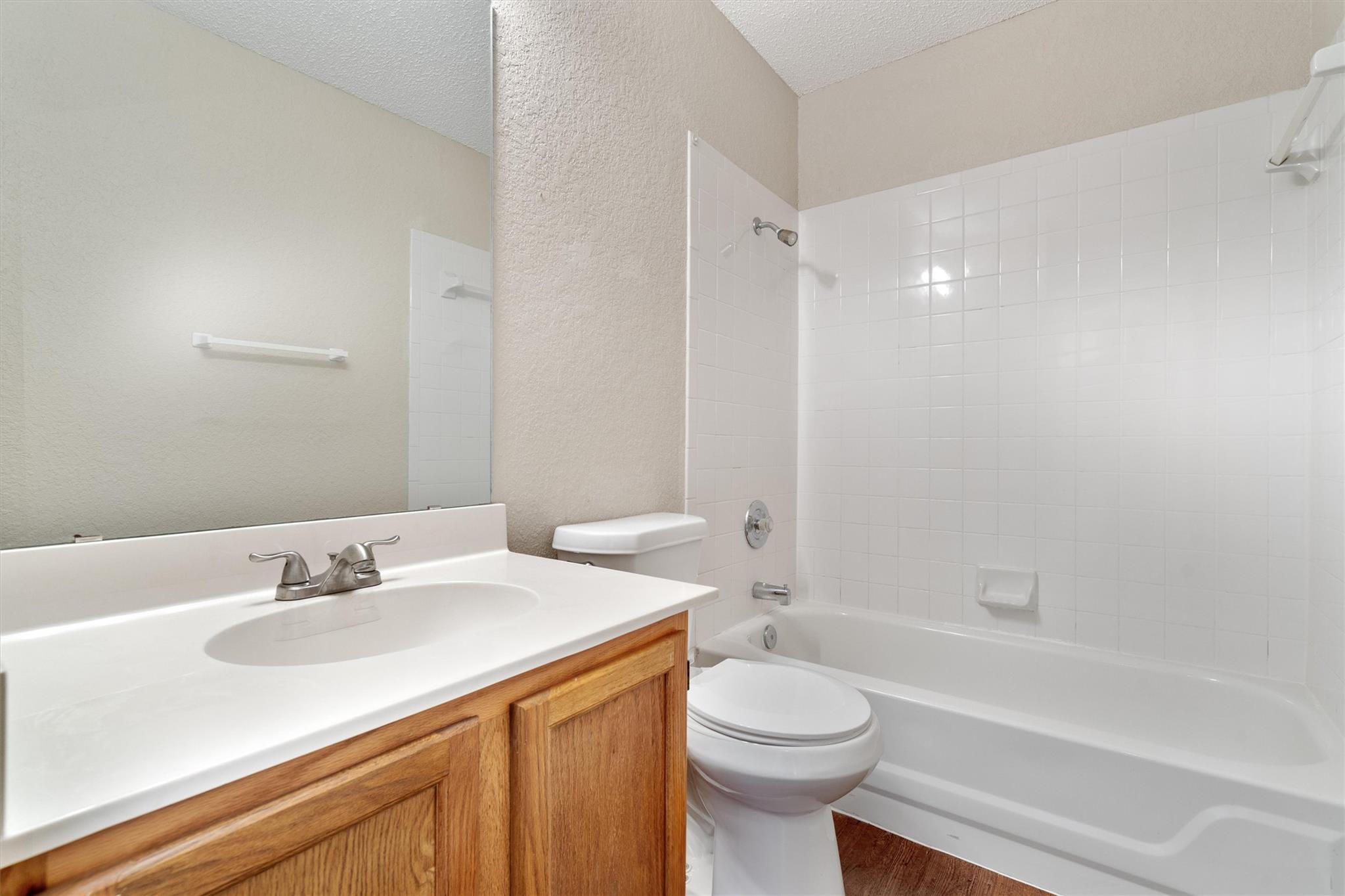 2312 Tracey Ann Ln Property Photo 19