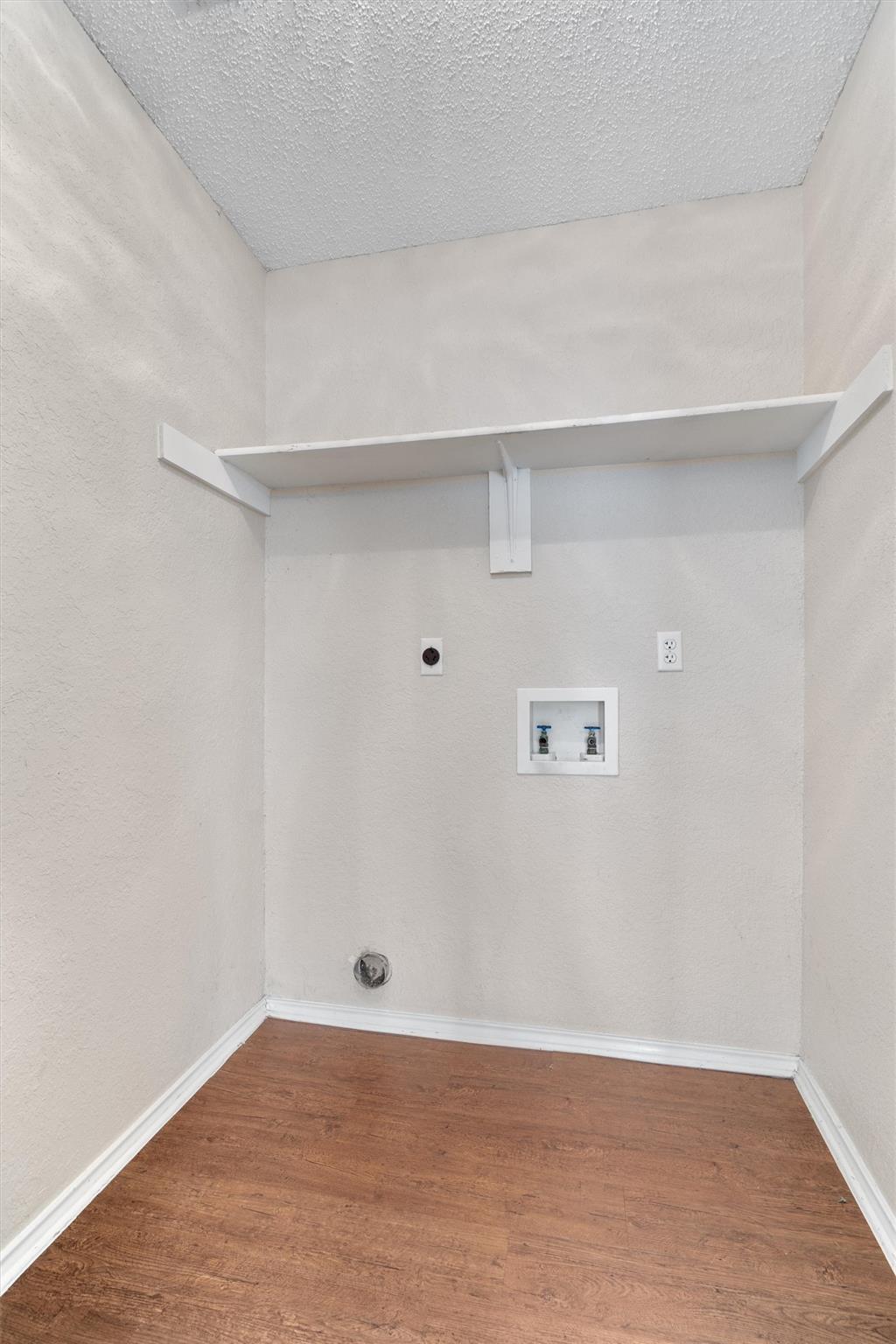 2312 Tracey Ann Ln Property Photo 20