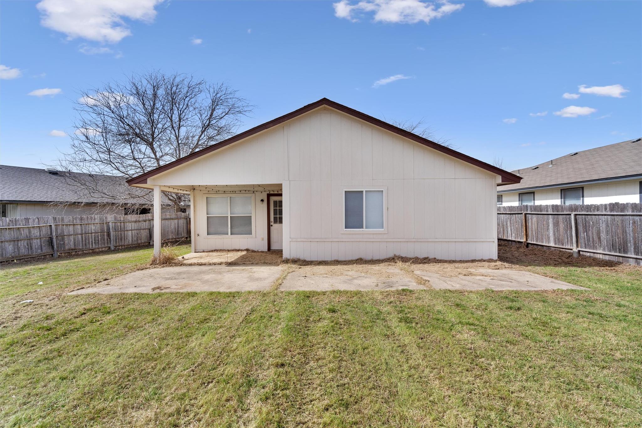 2312 Tracey Ann Ln Property Photo 22