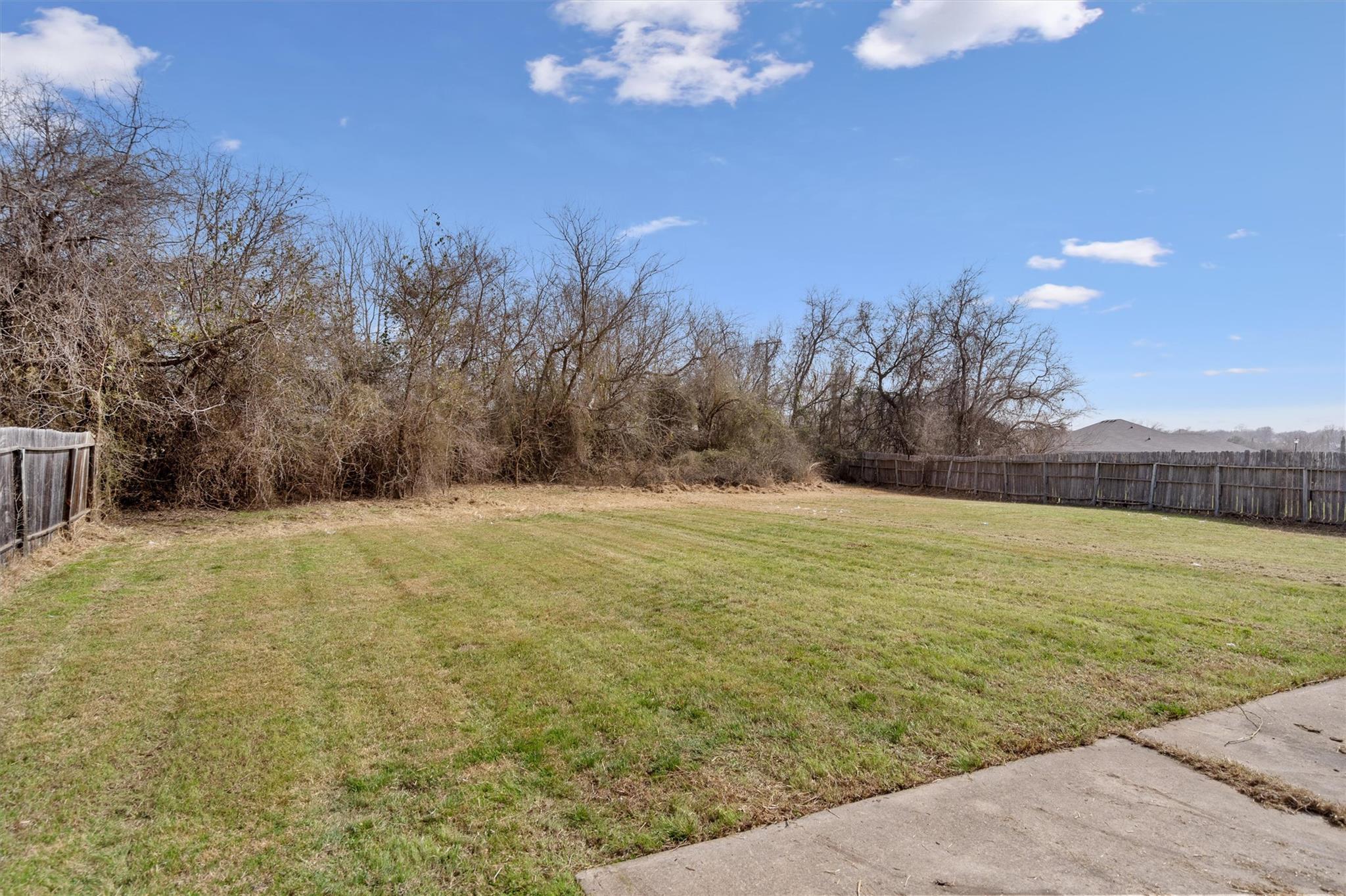 2312 Tracey Ann Ln Property Photo 23