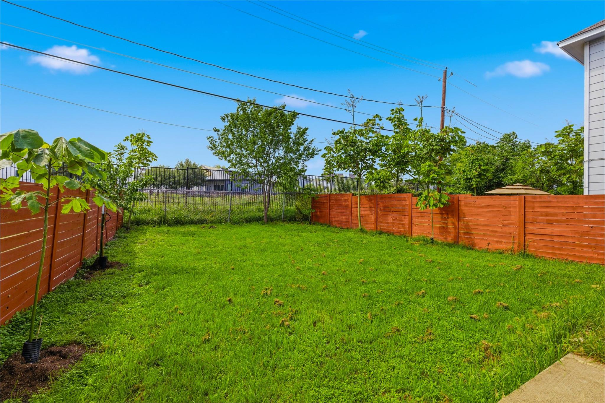 7510 Lazy Creek Dr #a Property Photo 7