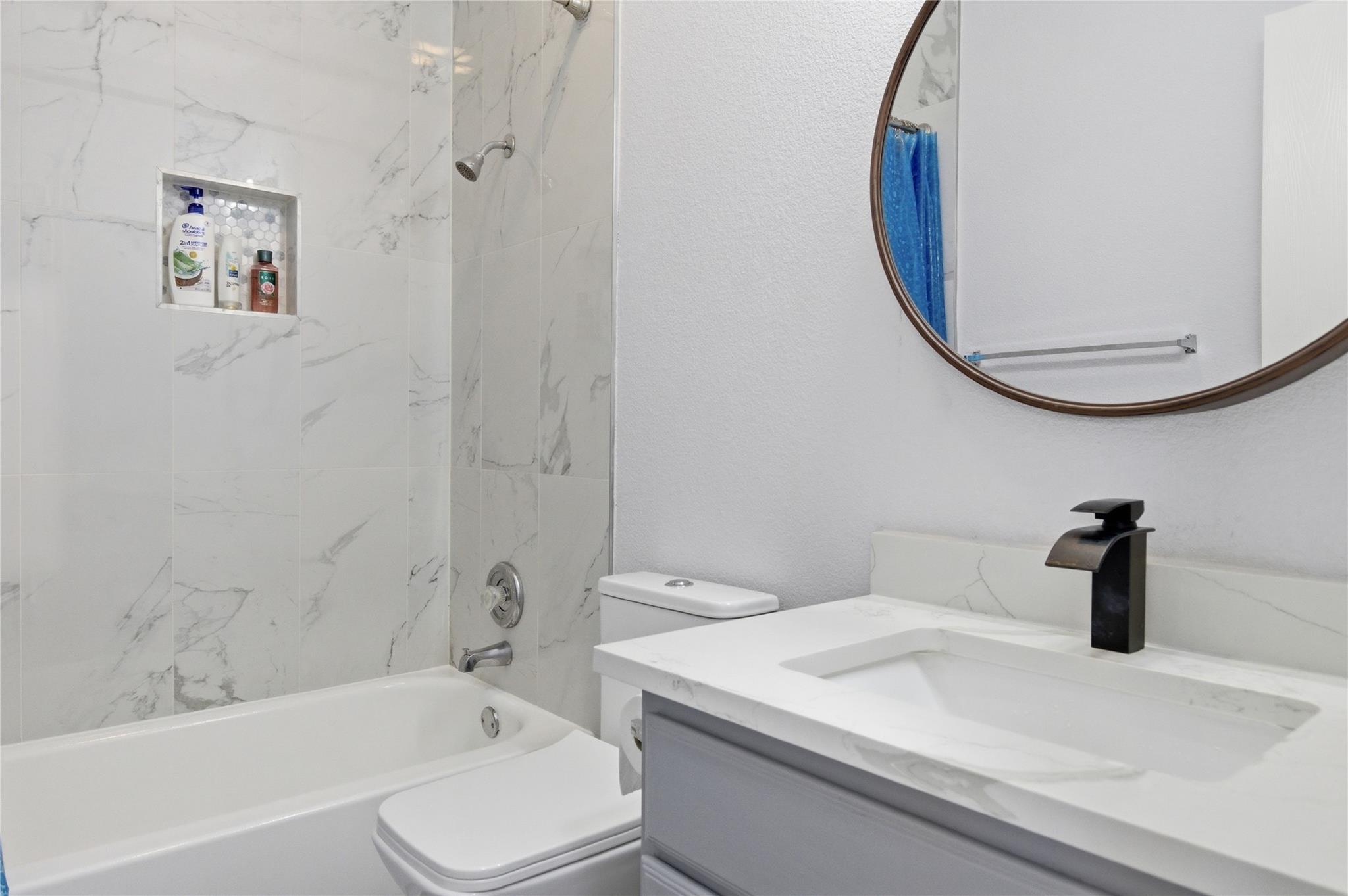 7510 Lazy Creek Dr #a Property Photo 8