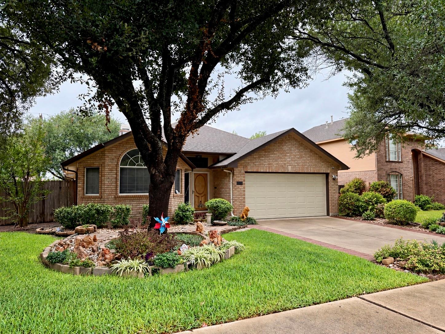 1825 Chino Valley Trl Property Photo 1