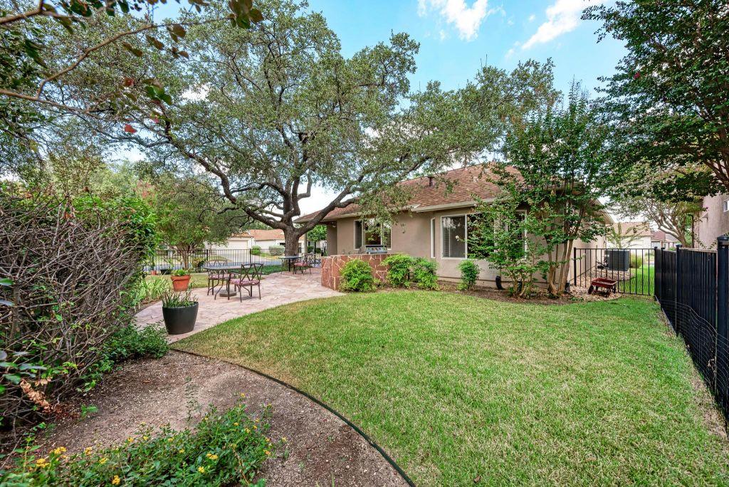 101 Dewberry Dr Property Photo 11