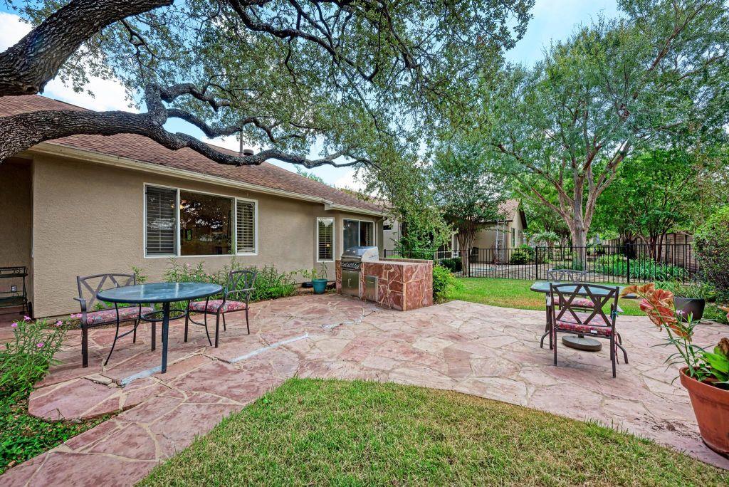 101 Dewberry Dr Property Photo 32