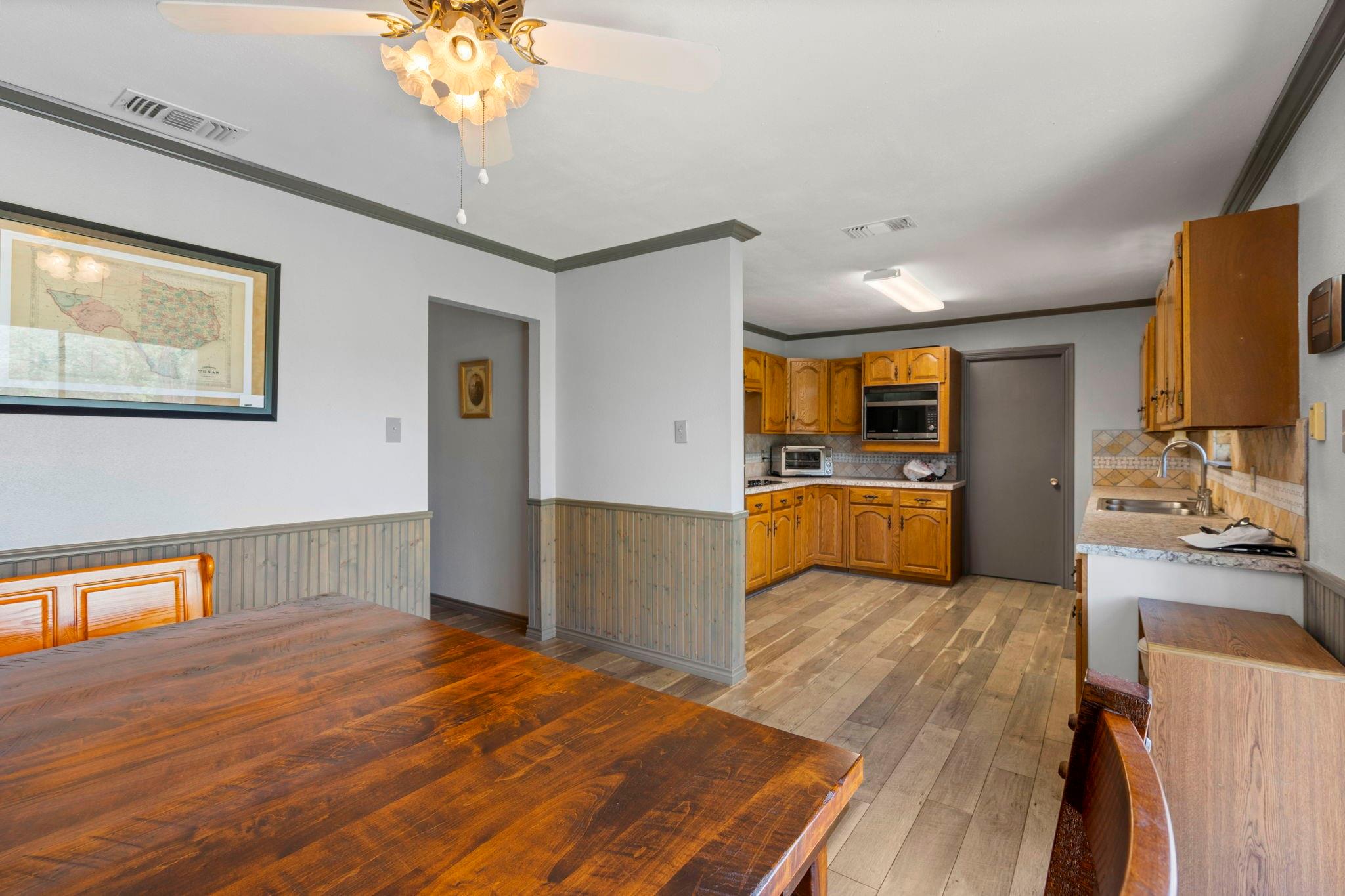 801 Billie Brooks Ln Property Photo 11