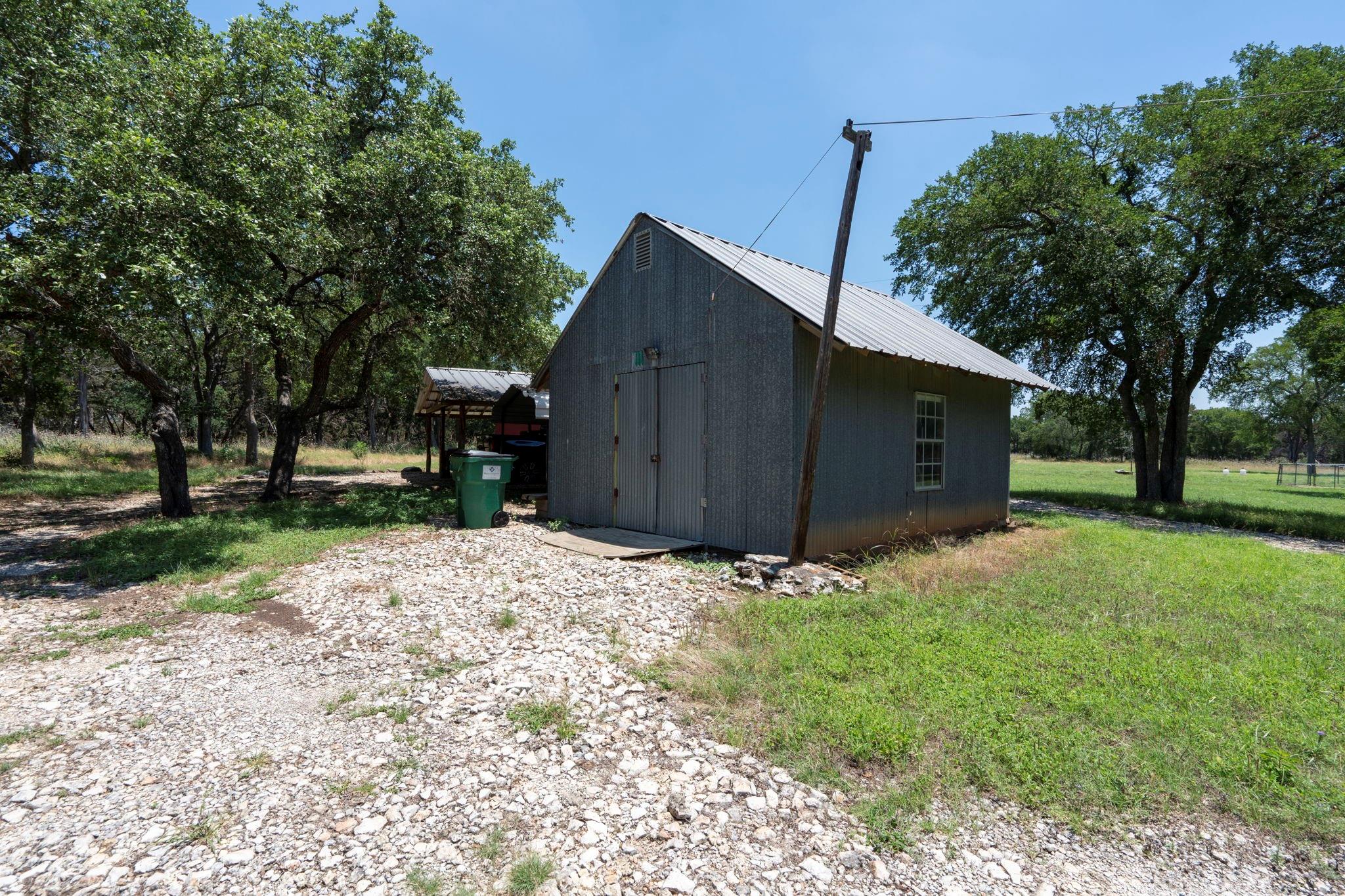 801 Billie Brooks Ln Property Photo 33