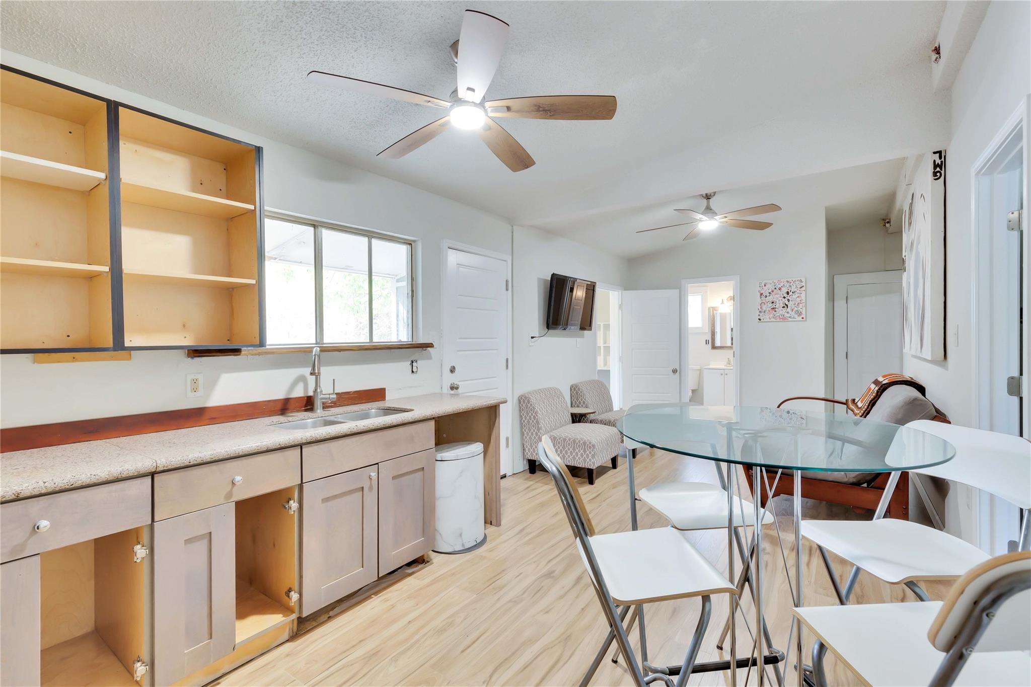 2103 Chaparral Park Rd #d Property Photo 7
