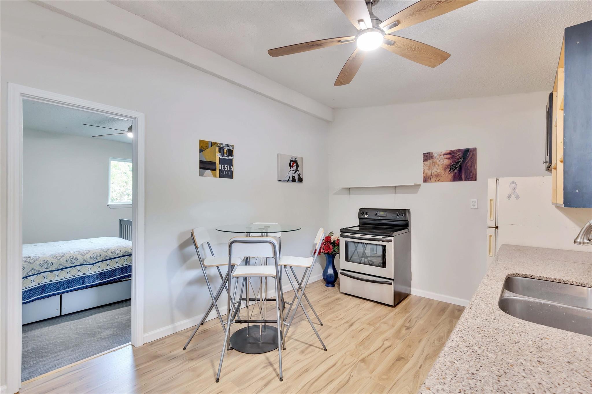2103 Chaparral Park Rd #d Property Photo 10