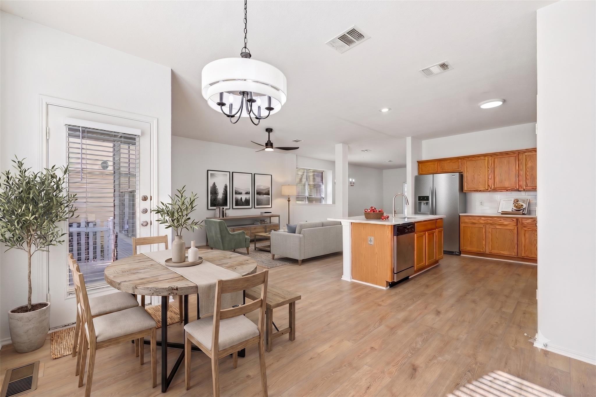 1000 Monadale Trl Property Photo 4