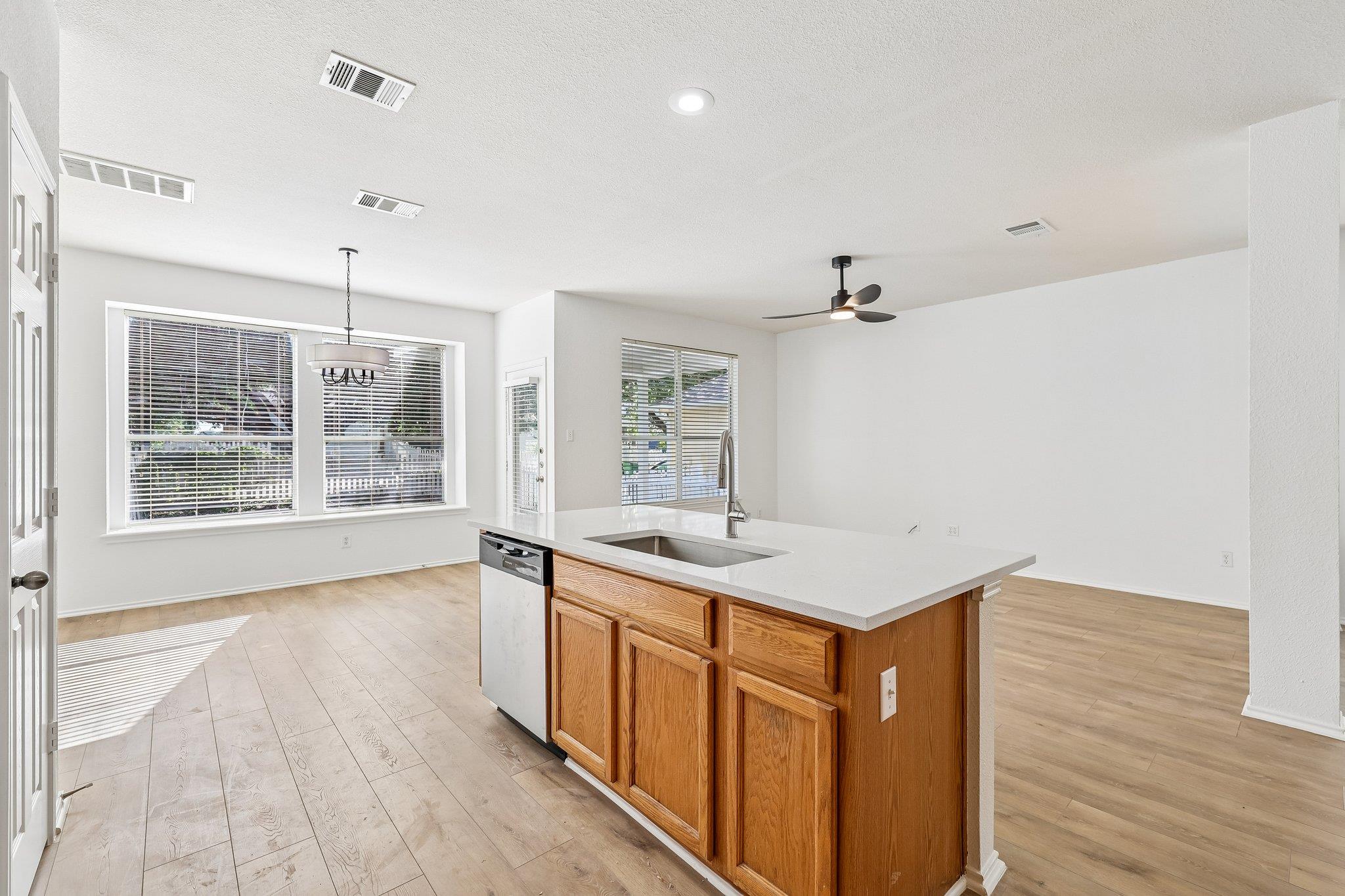 1000 Monadale Trl Property Photo 14