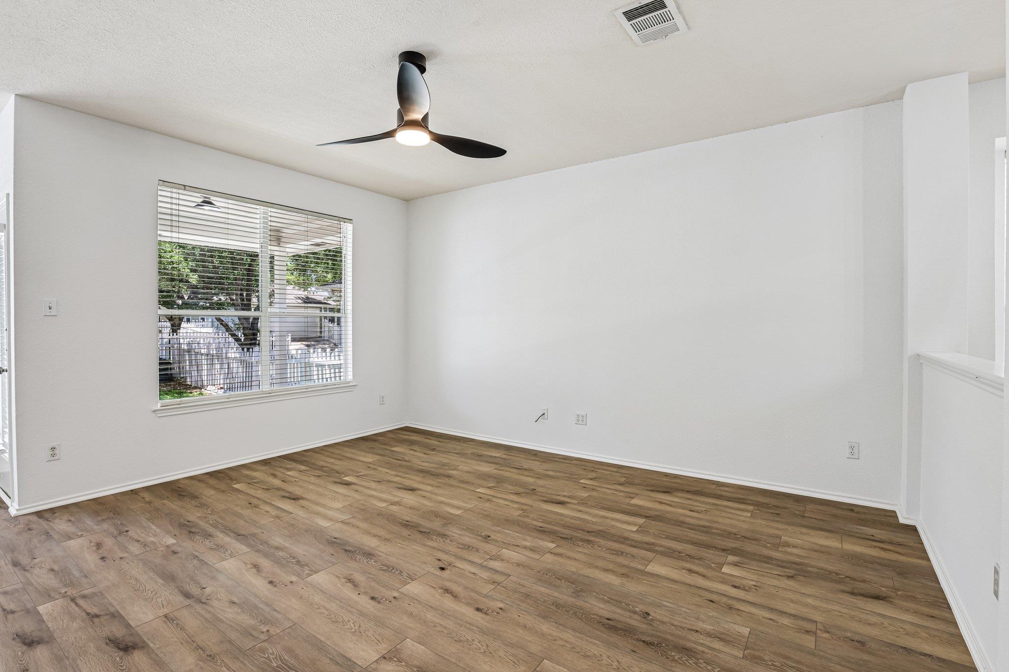 1000 Monadale Trl Property Photo 17