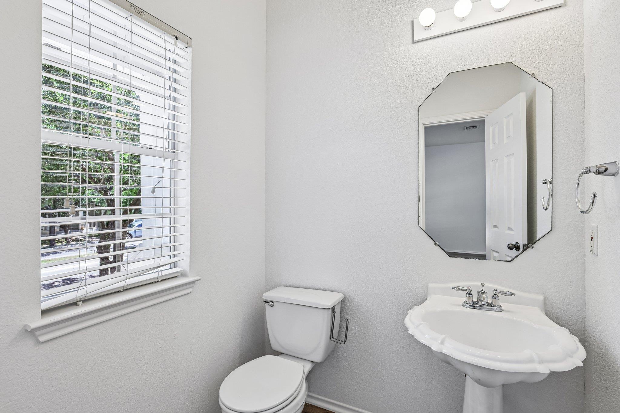 1000 Monadale Trl Property Photo 19