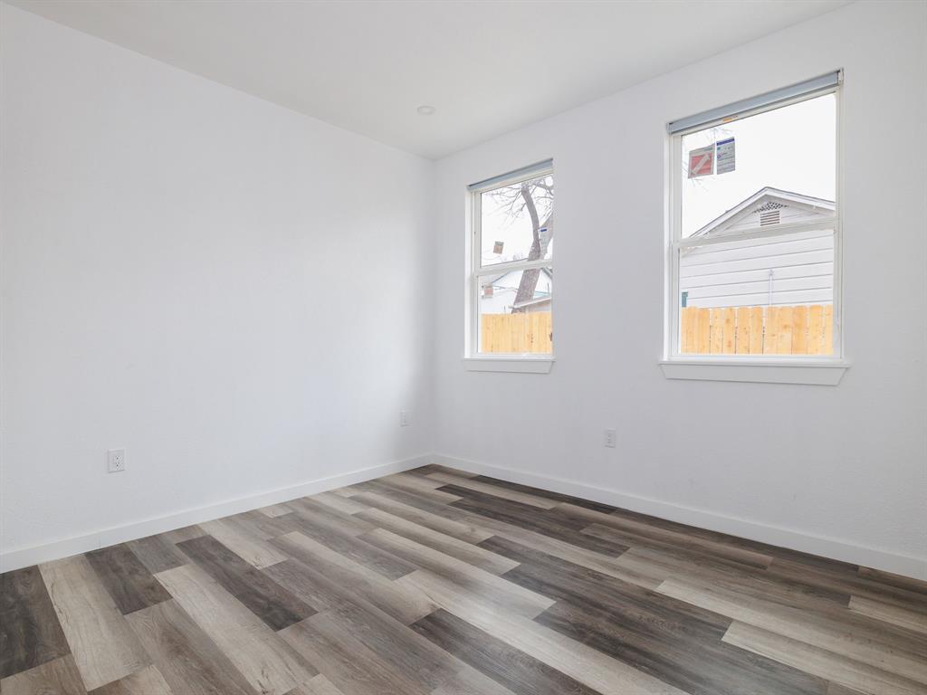 2308 Santa Maria St Property Photo 18