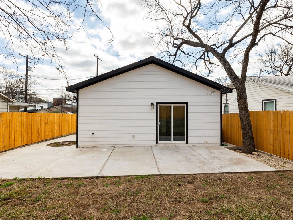2308 Santa Maria St Property Photo 23