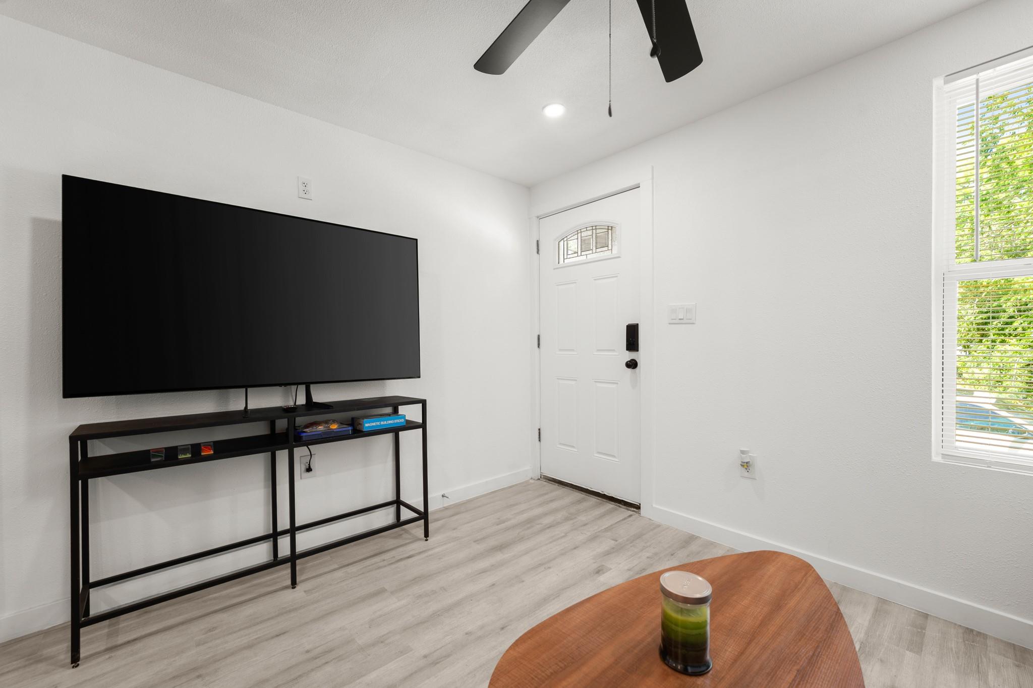 45 Anthony St #b Property Photo 8