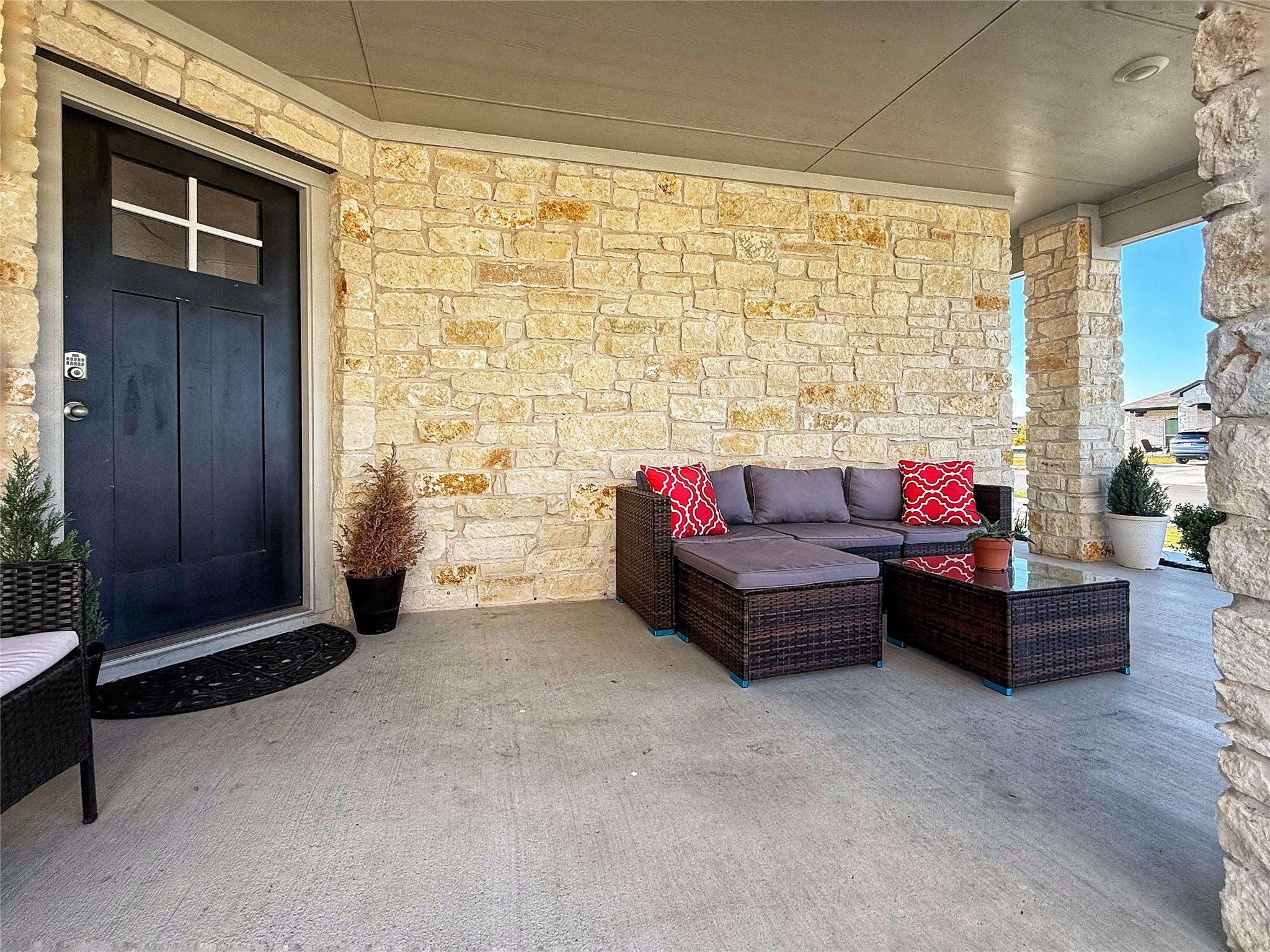 202 Canadian River Trl Property Photo 6