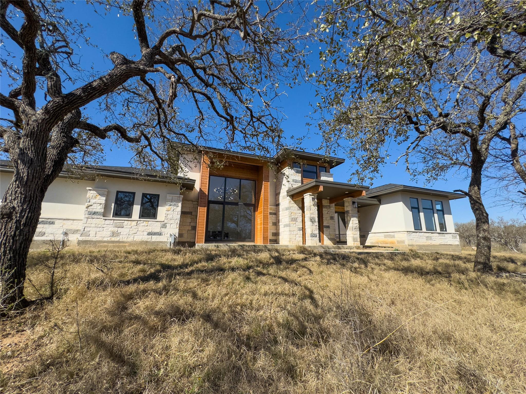 6509 Ranch Road 962 Property Photo