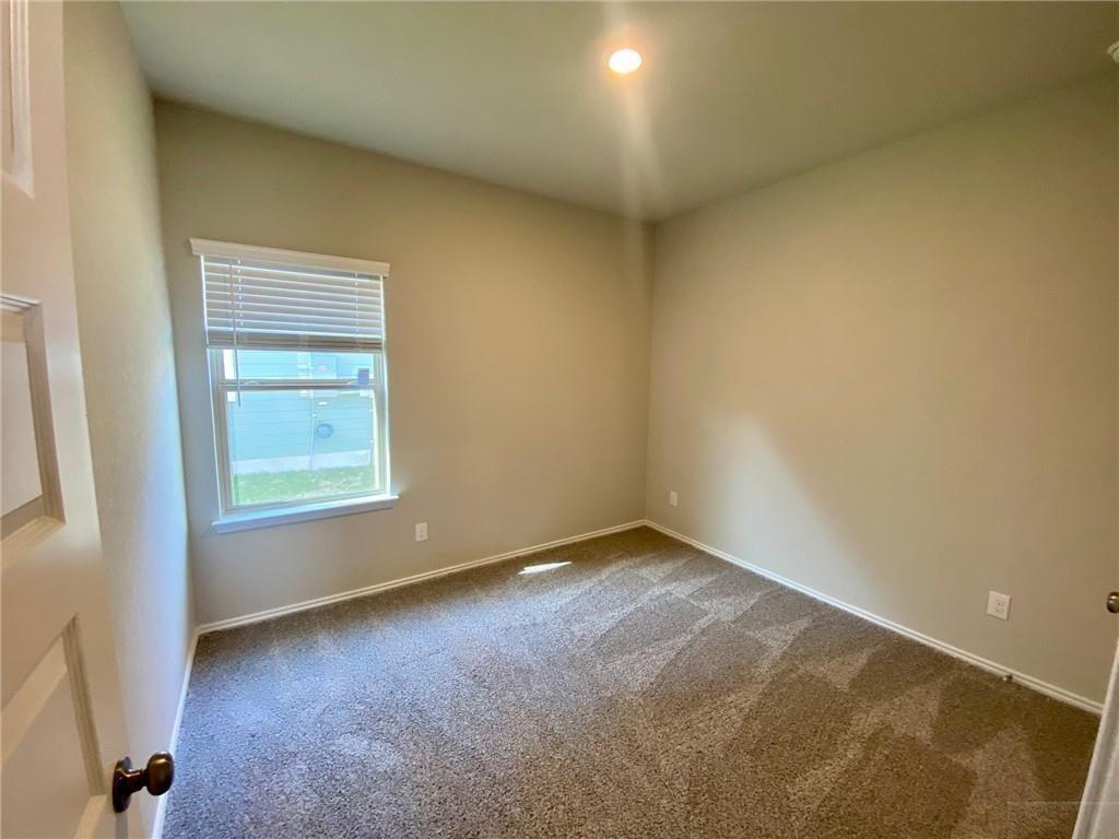 2445 Ayers Dr Property Photo 10