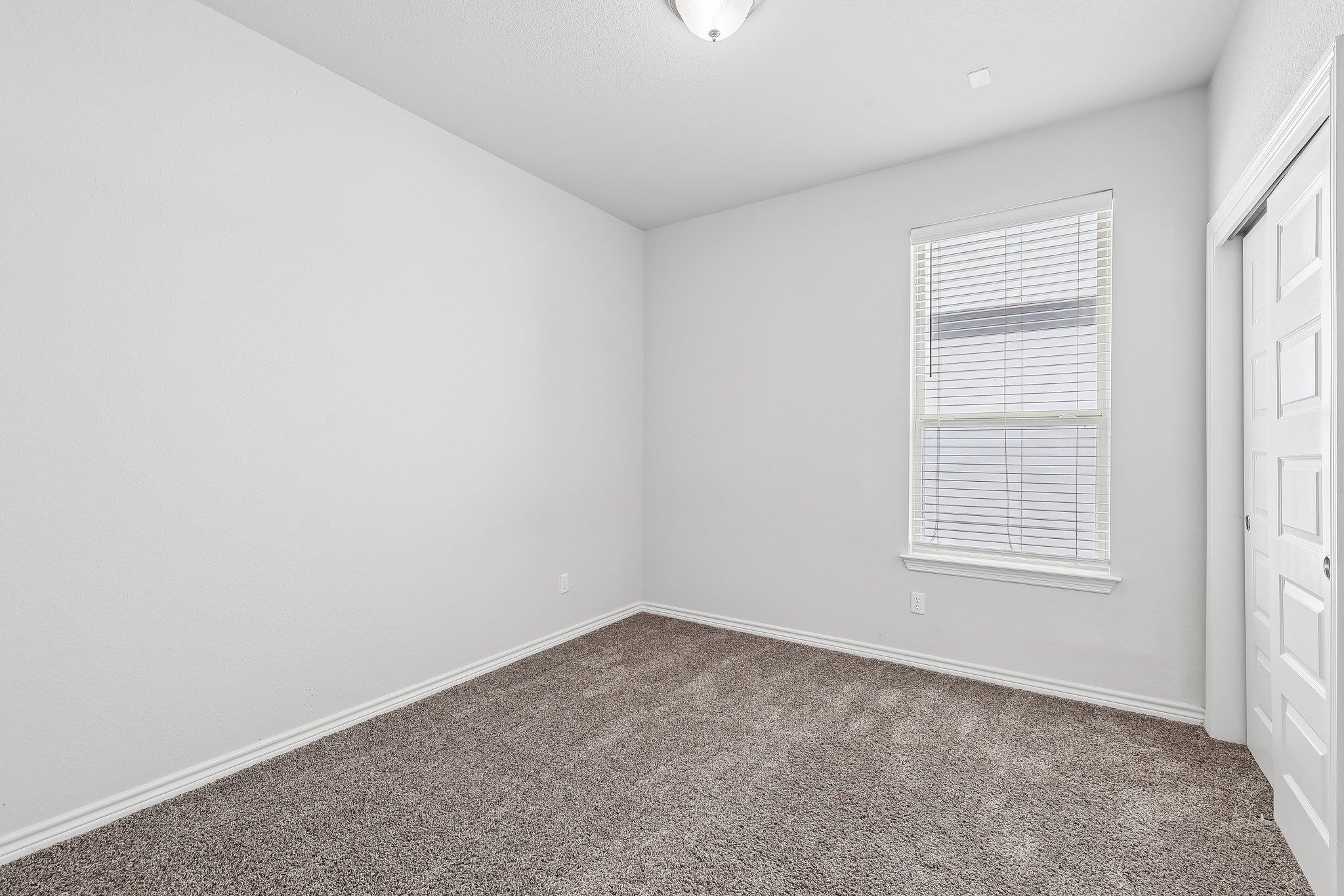 1117 Waterfall Ave Property Photo 21