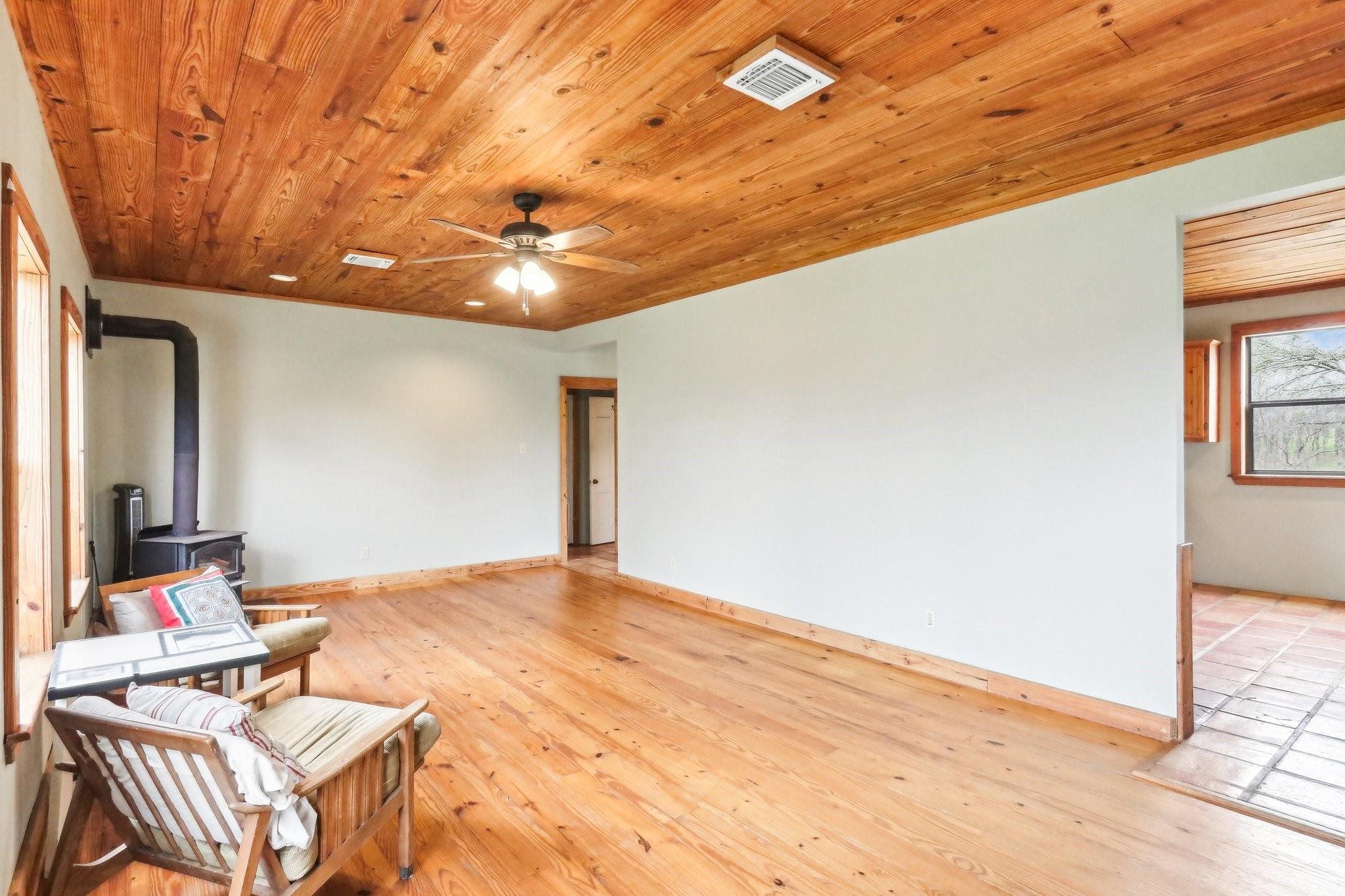 110 Mcdowell Rd #b Property Photo 9